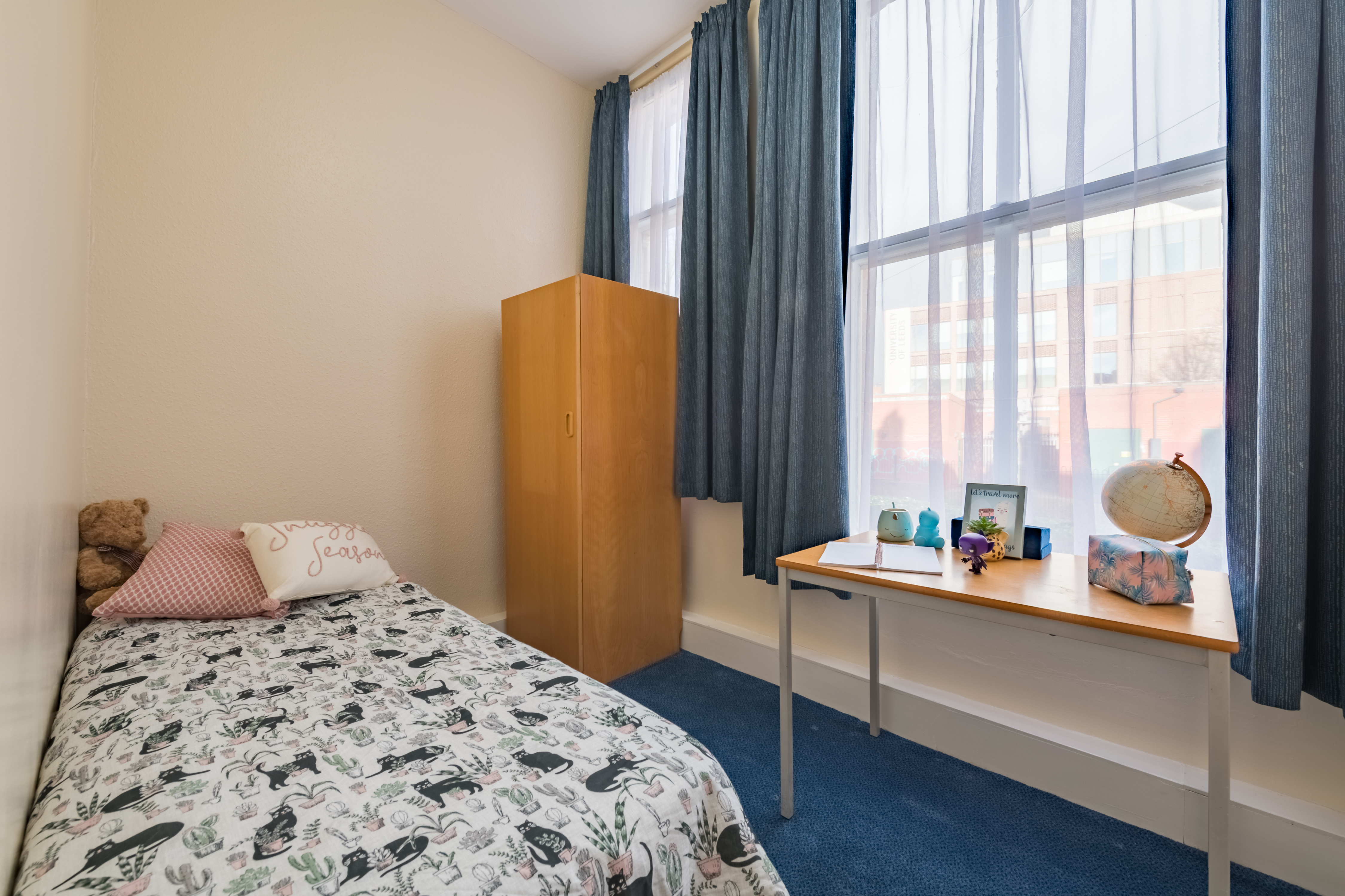 Flat 10 - Woodsley Terrace photography by Bevan Cockerill-5.jpg