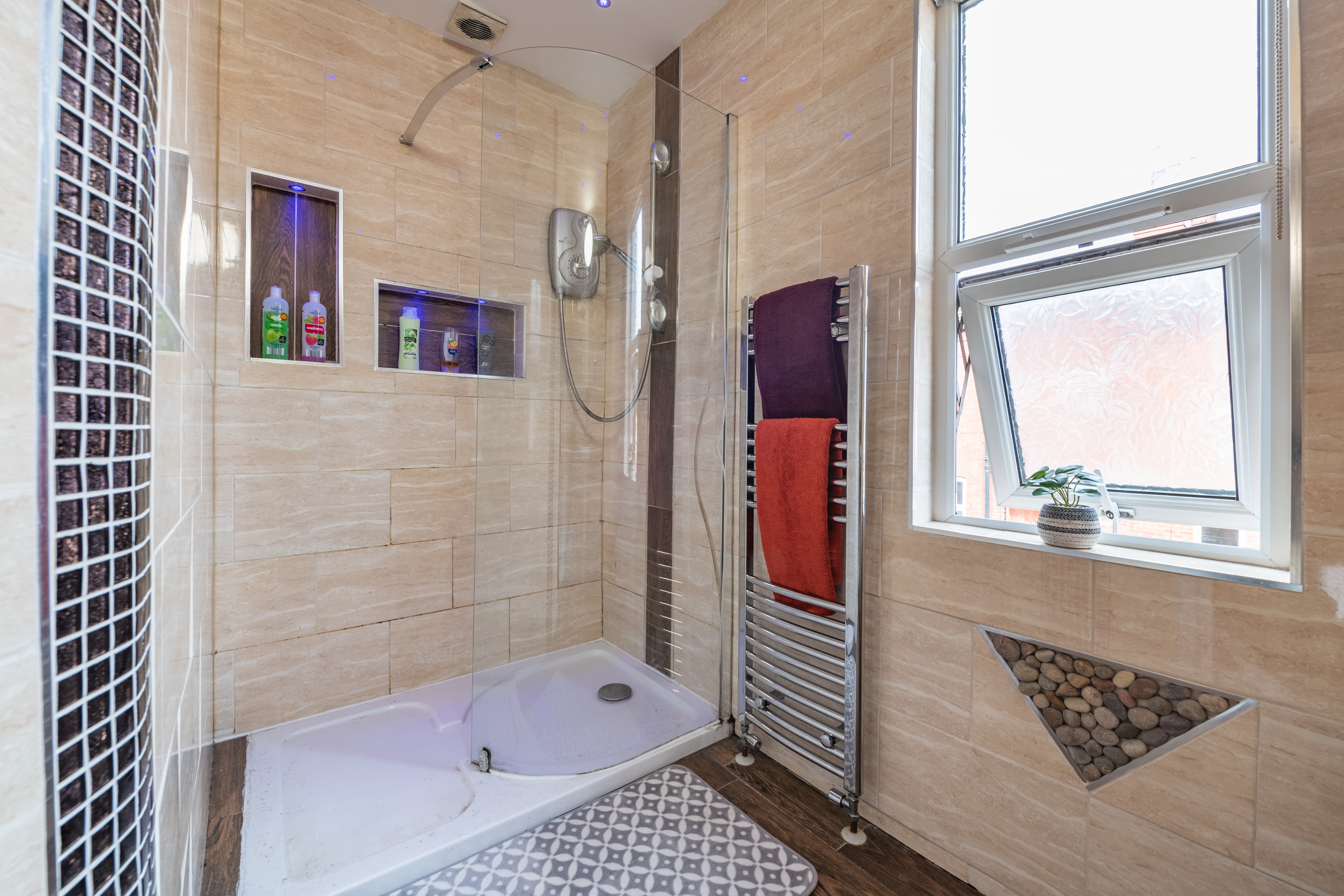 14 Estcourt Terrace - Photography by Bevan Cockerill-37.jpg