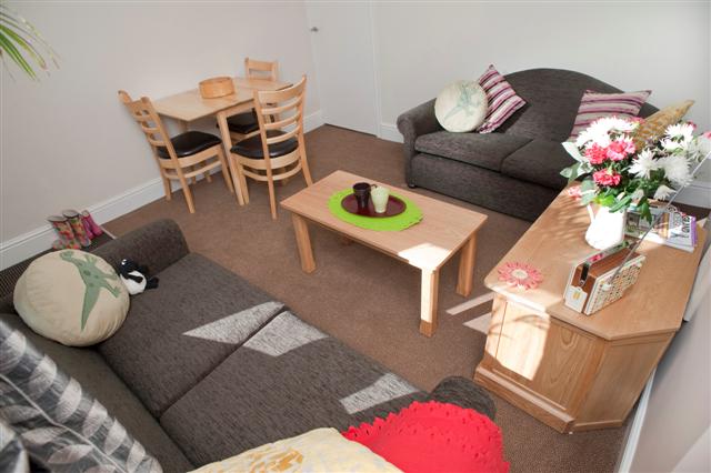 9 RRd Lounge (3).jpg