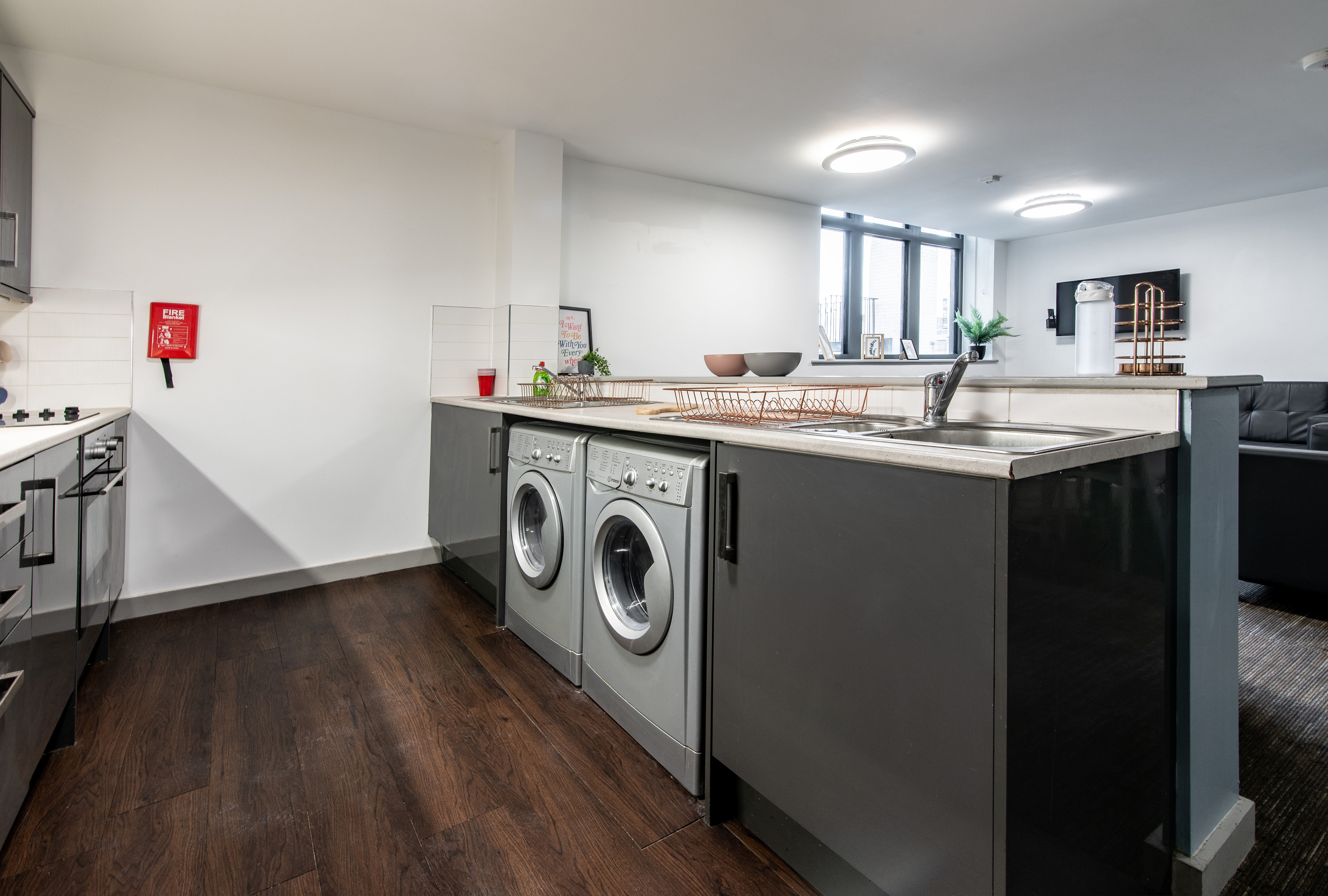 Student Hideout Hi 44