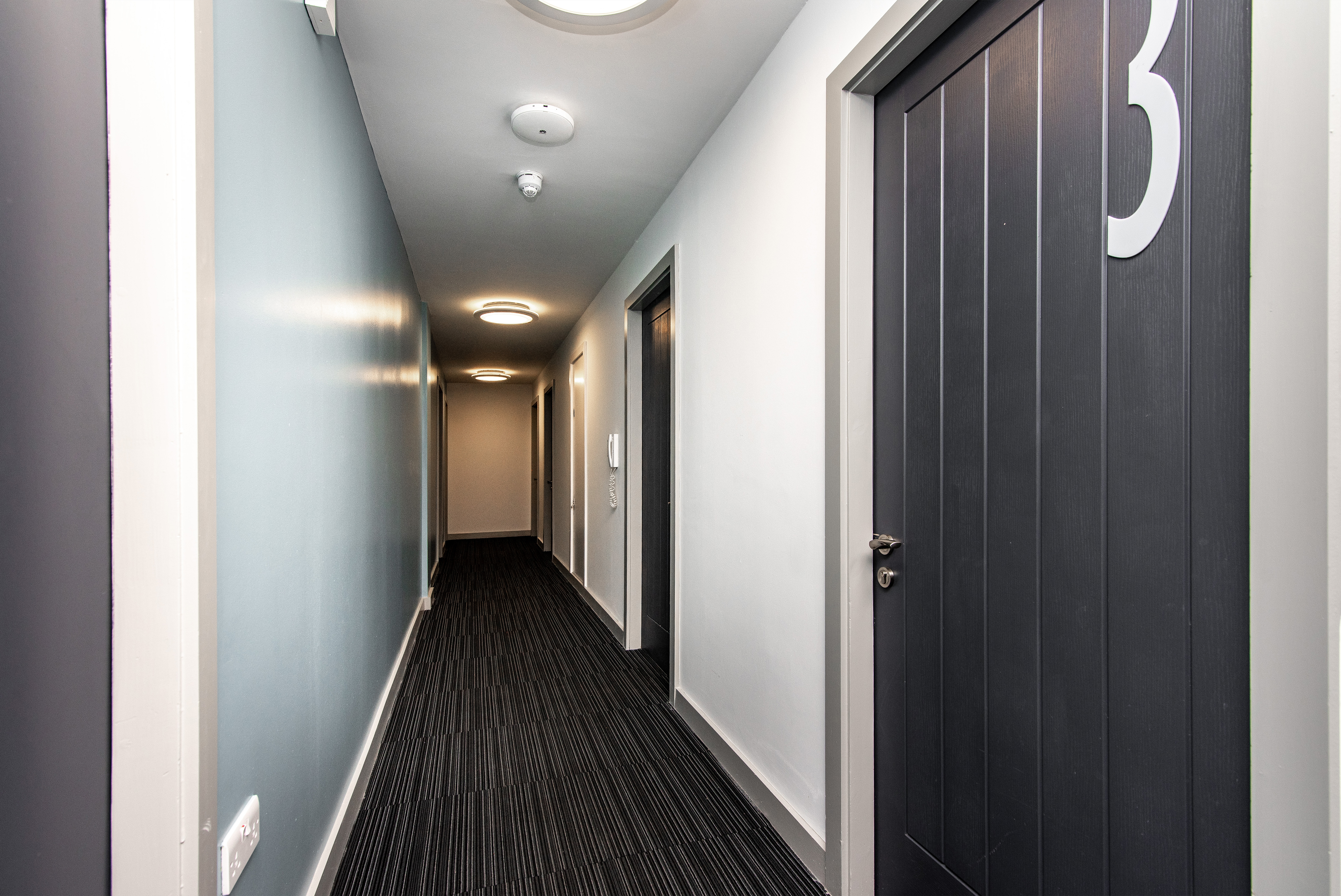 Student Hideout Hi 52