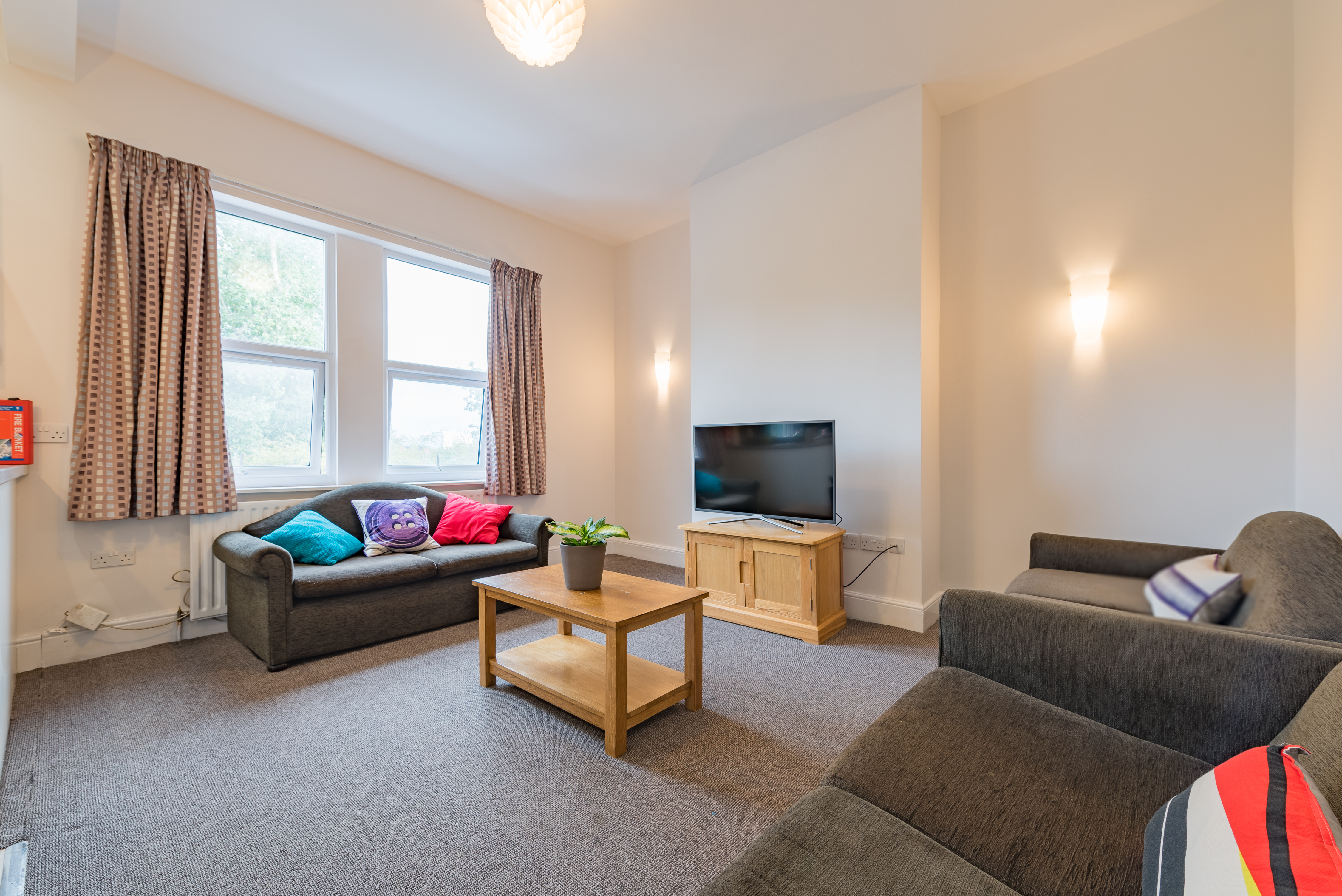 44B Hanover Square 11