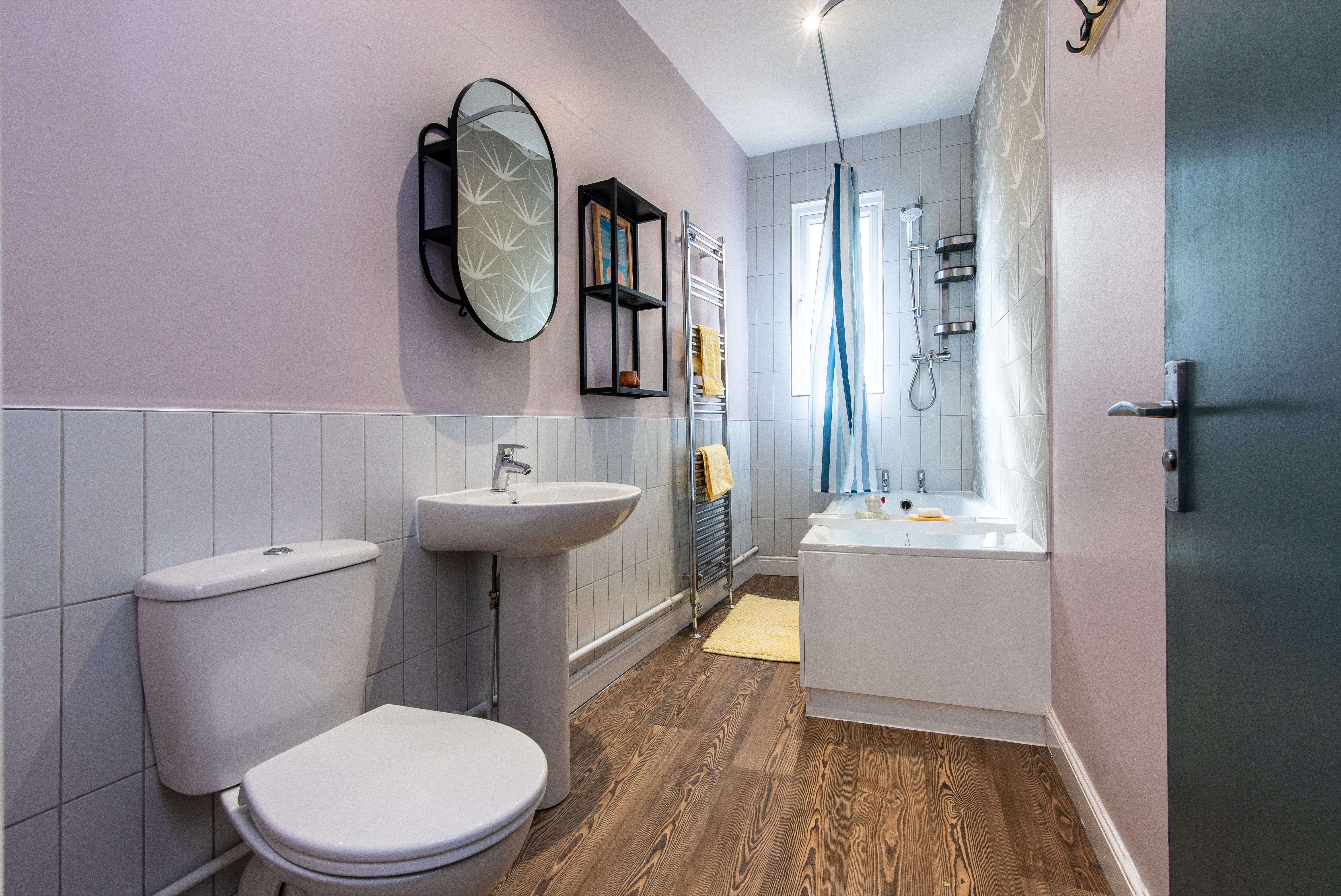 Flat 4,64 Addison St 5