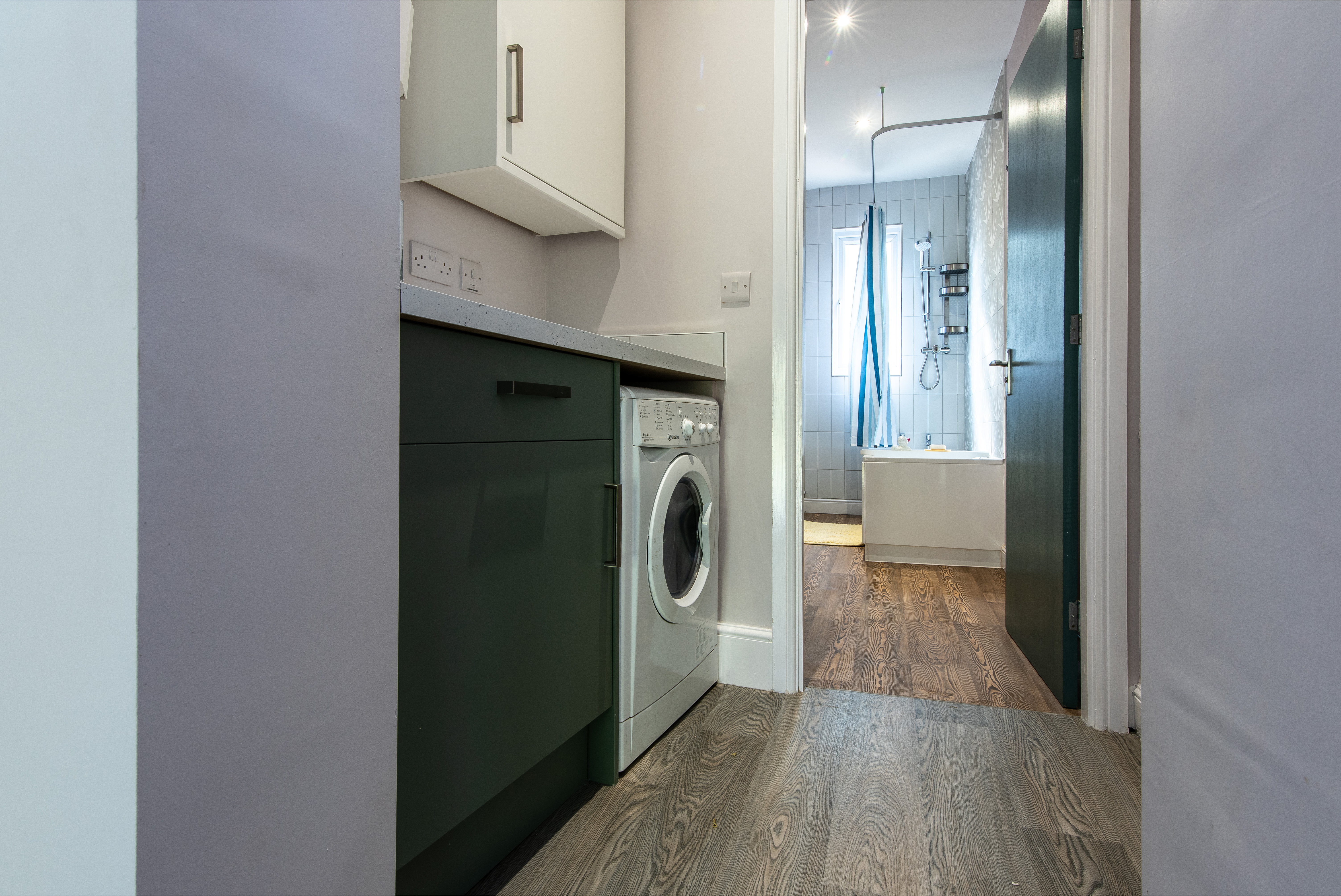 Flat 4,64 Addison St 7