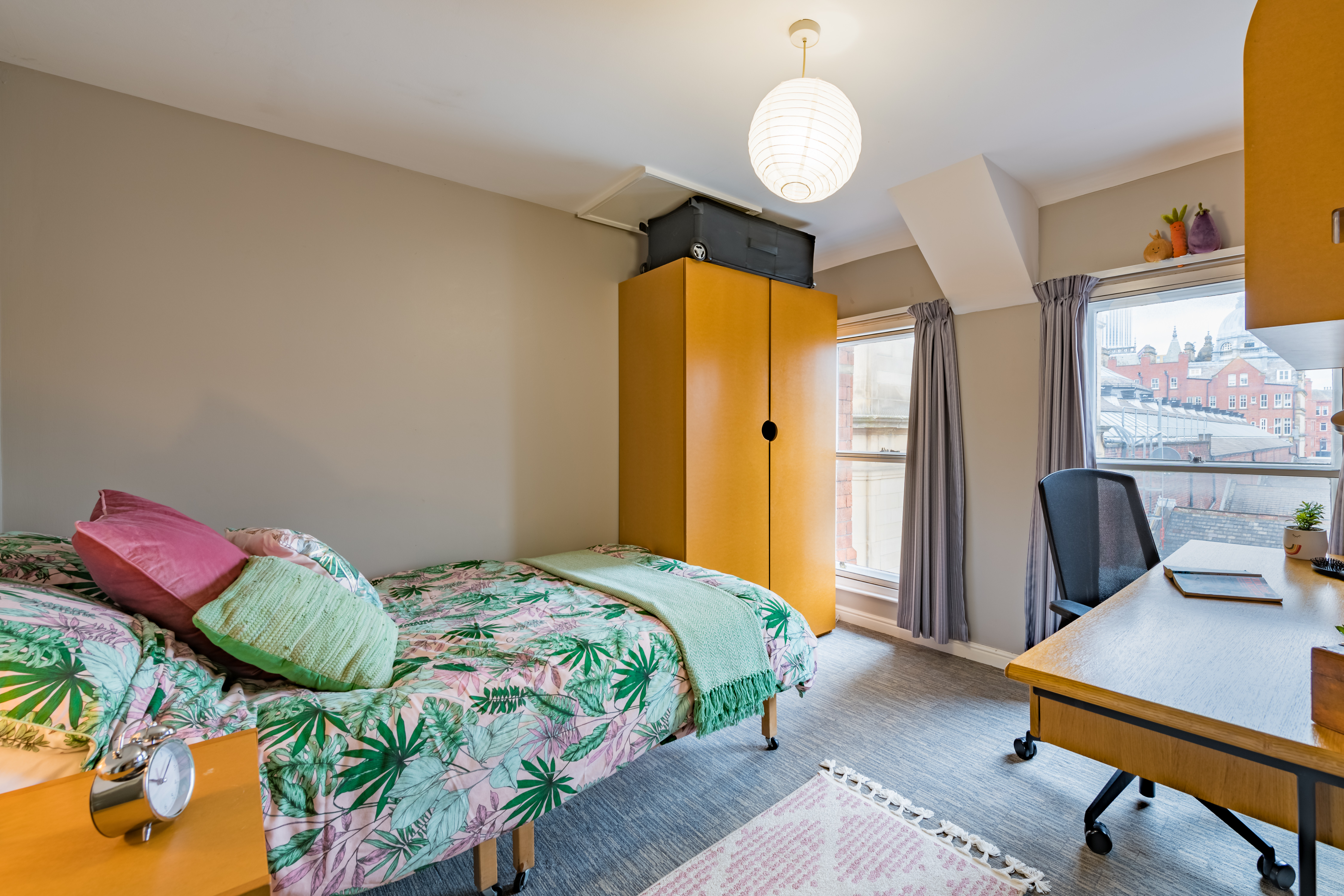 New York Street Flat 1E 16