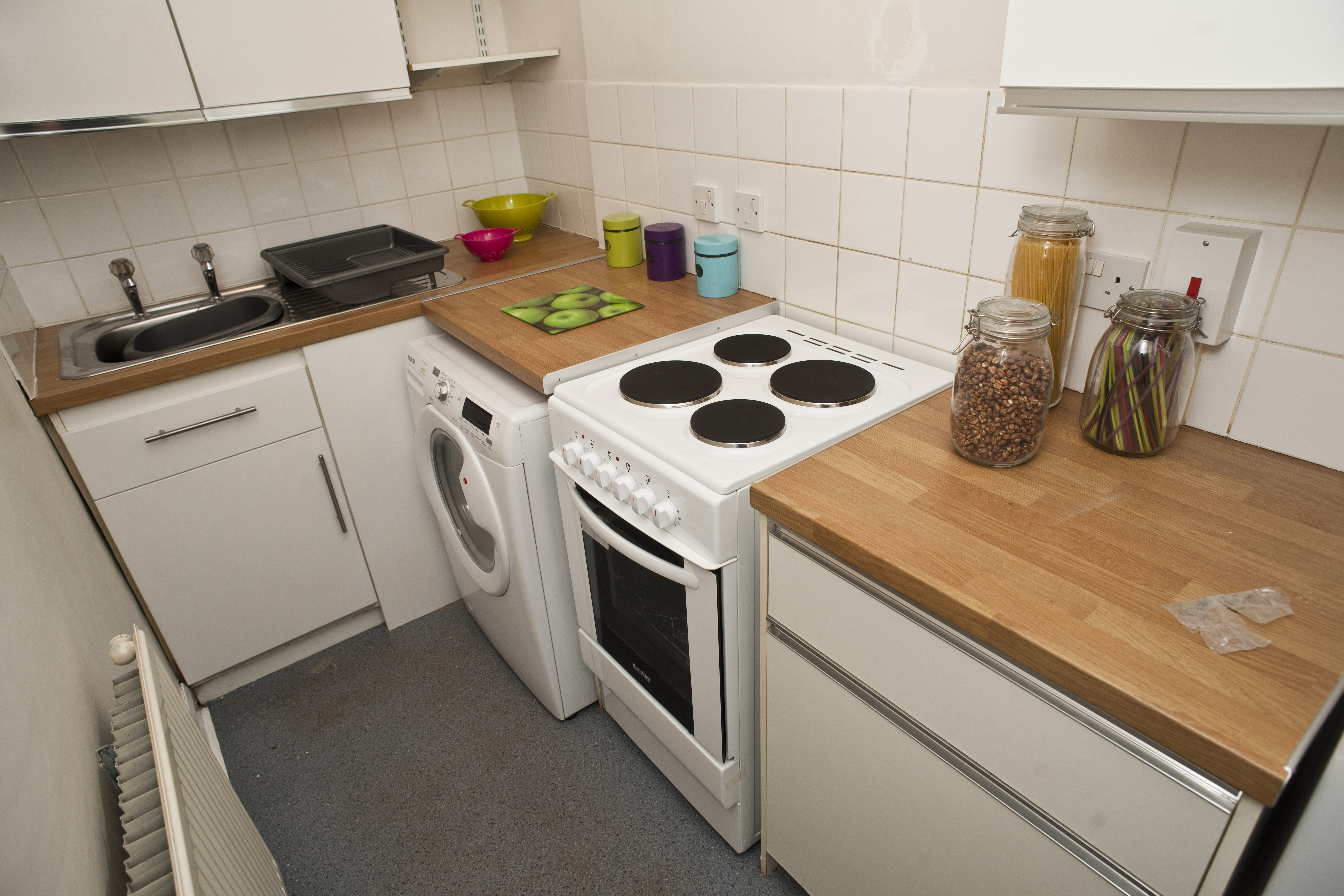 25a VTrc Kitchen (1).JPG