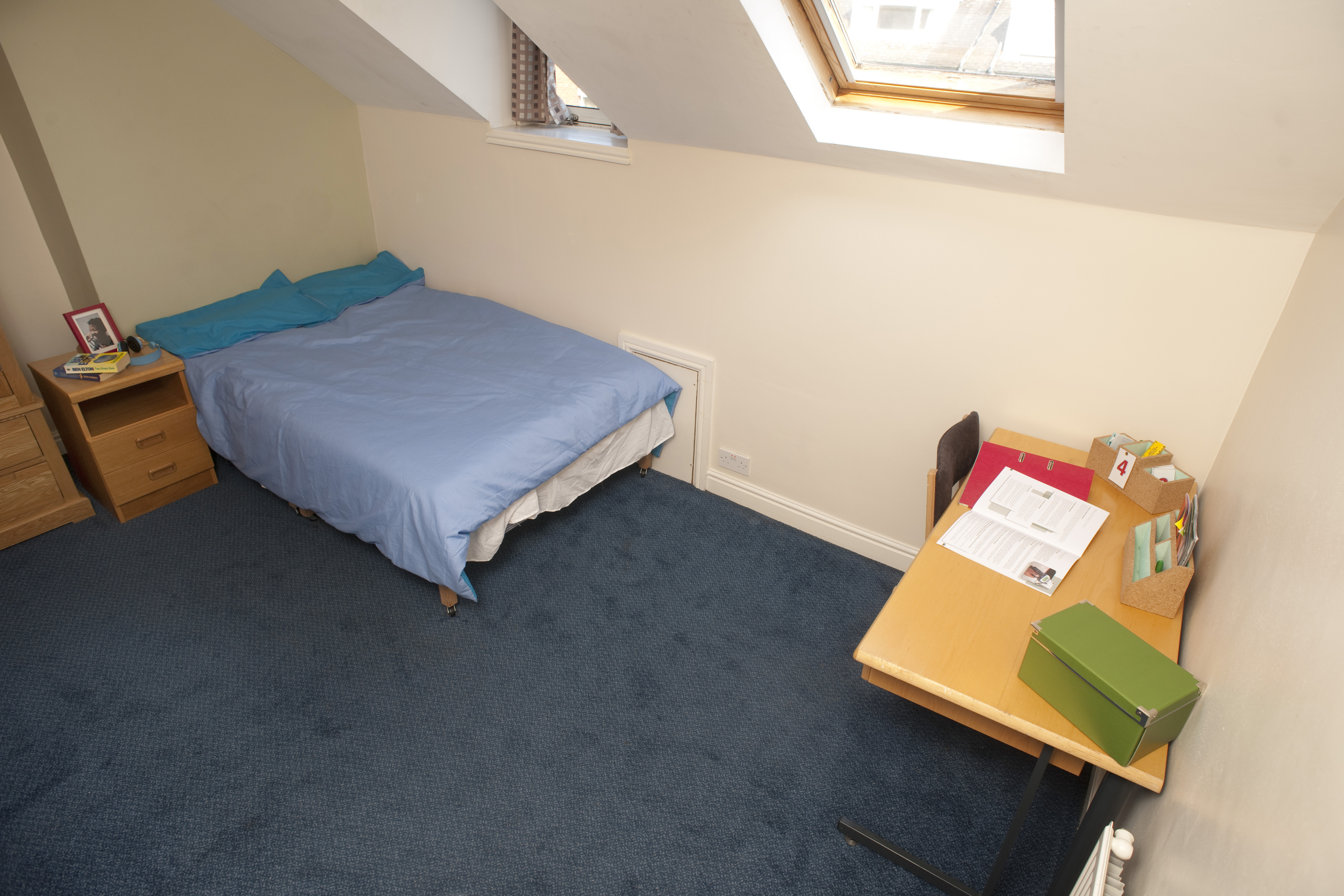 32 MSt Bedroom 4 (2).JPG