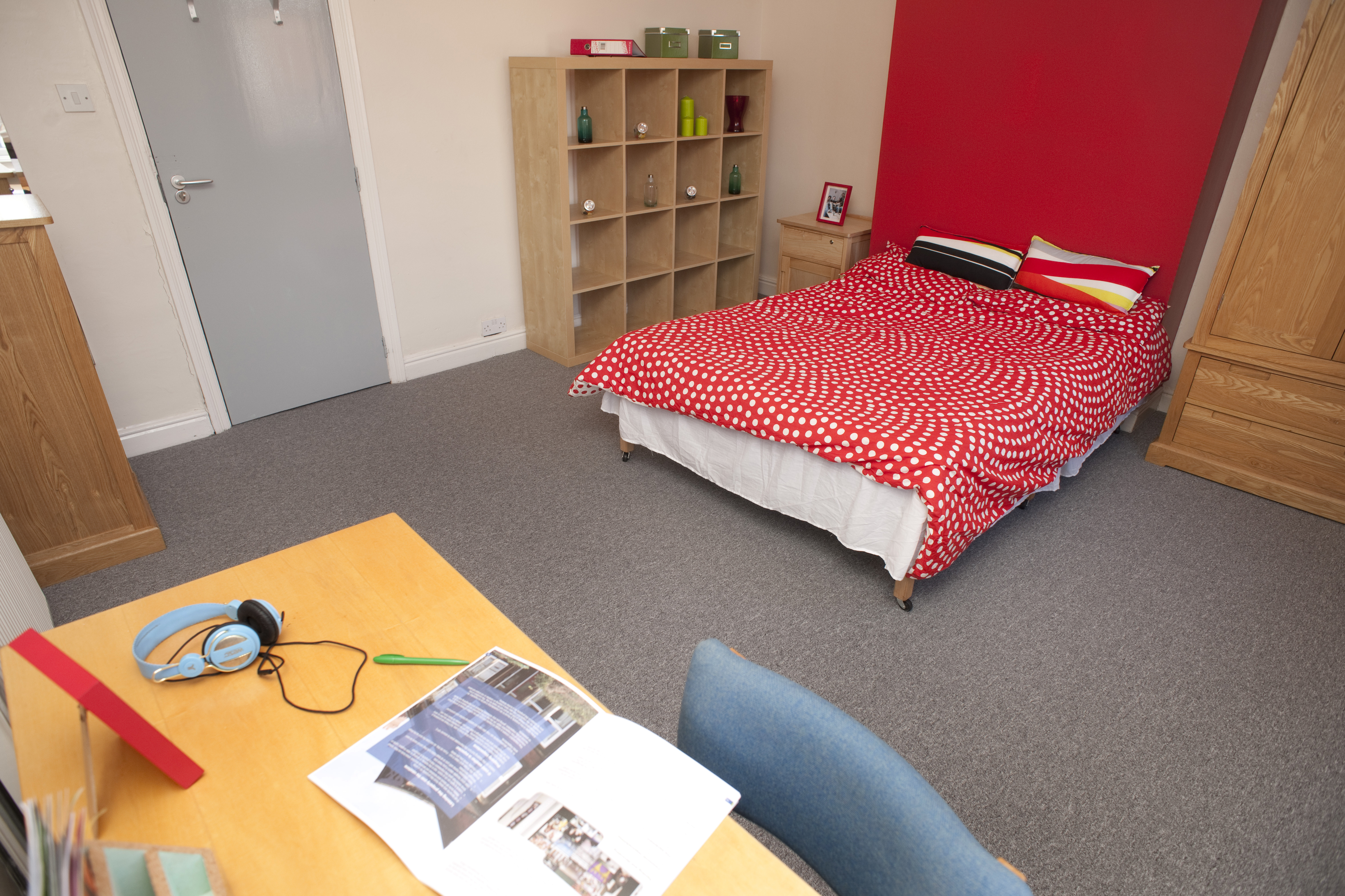 32 MSt Bedroom 4 (13).JPG