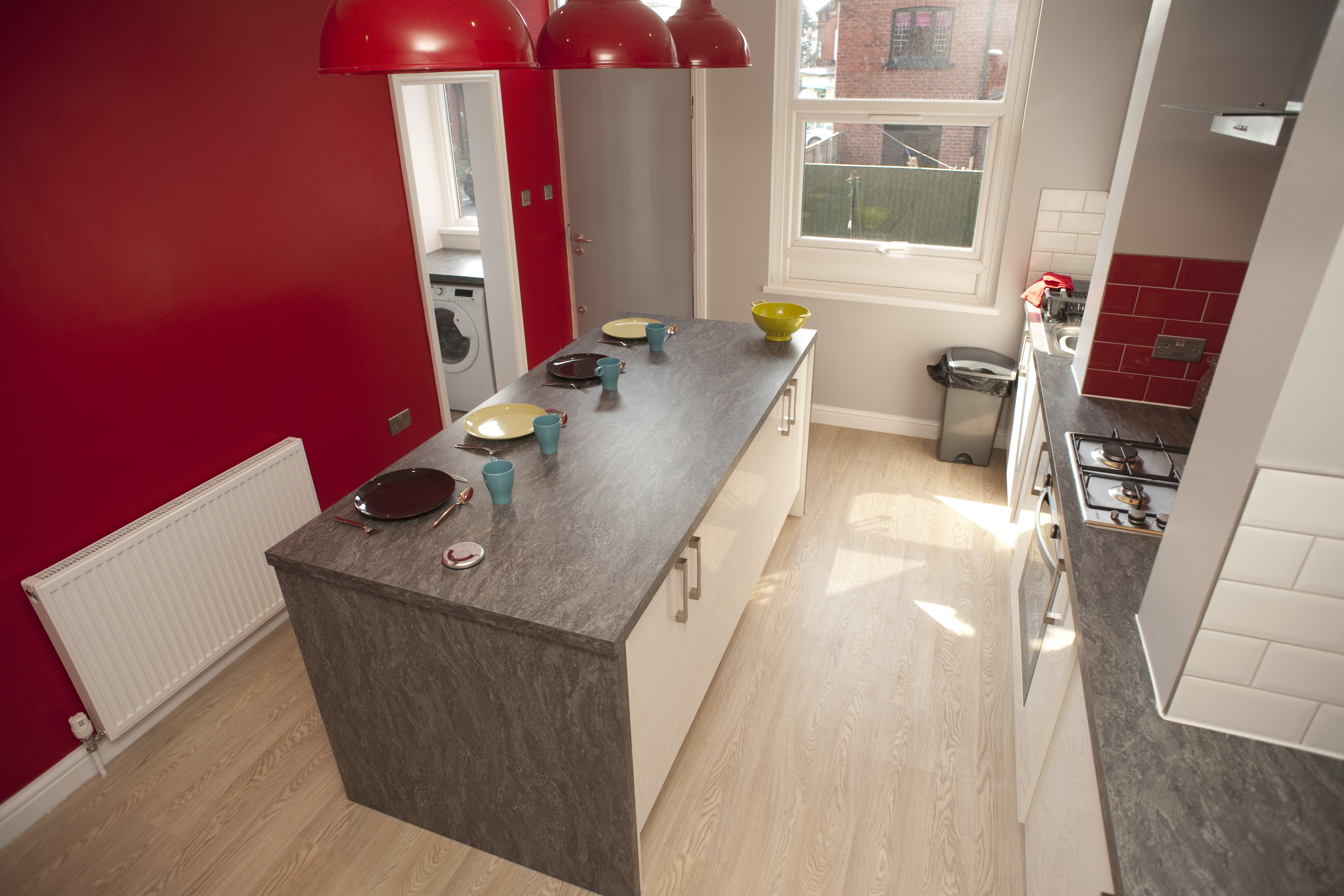 32 MSt Kitchen (7).JPG