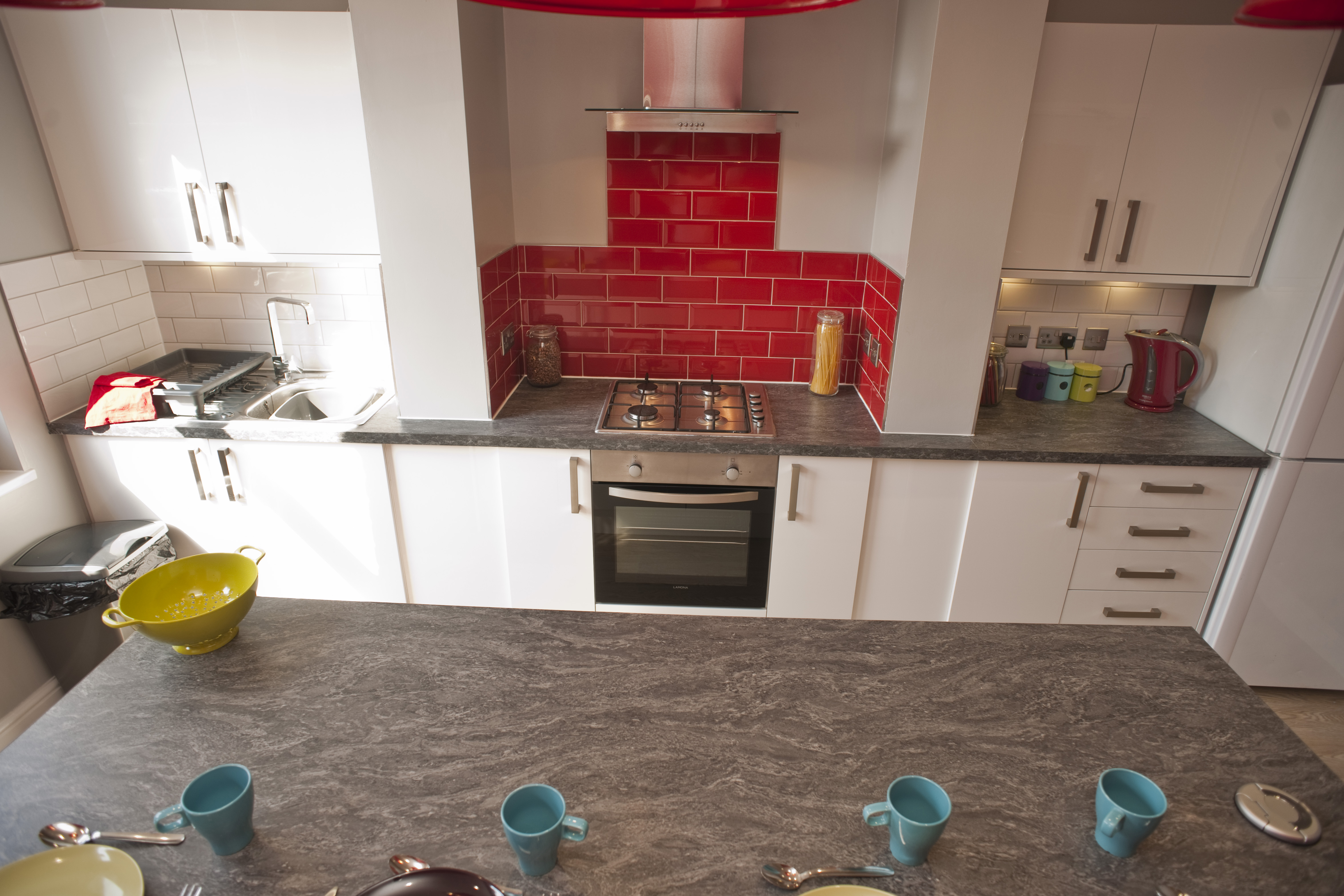 32 MSt Kitchen (11).JPG