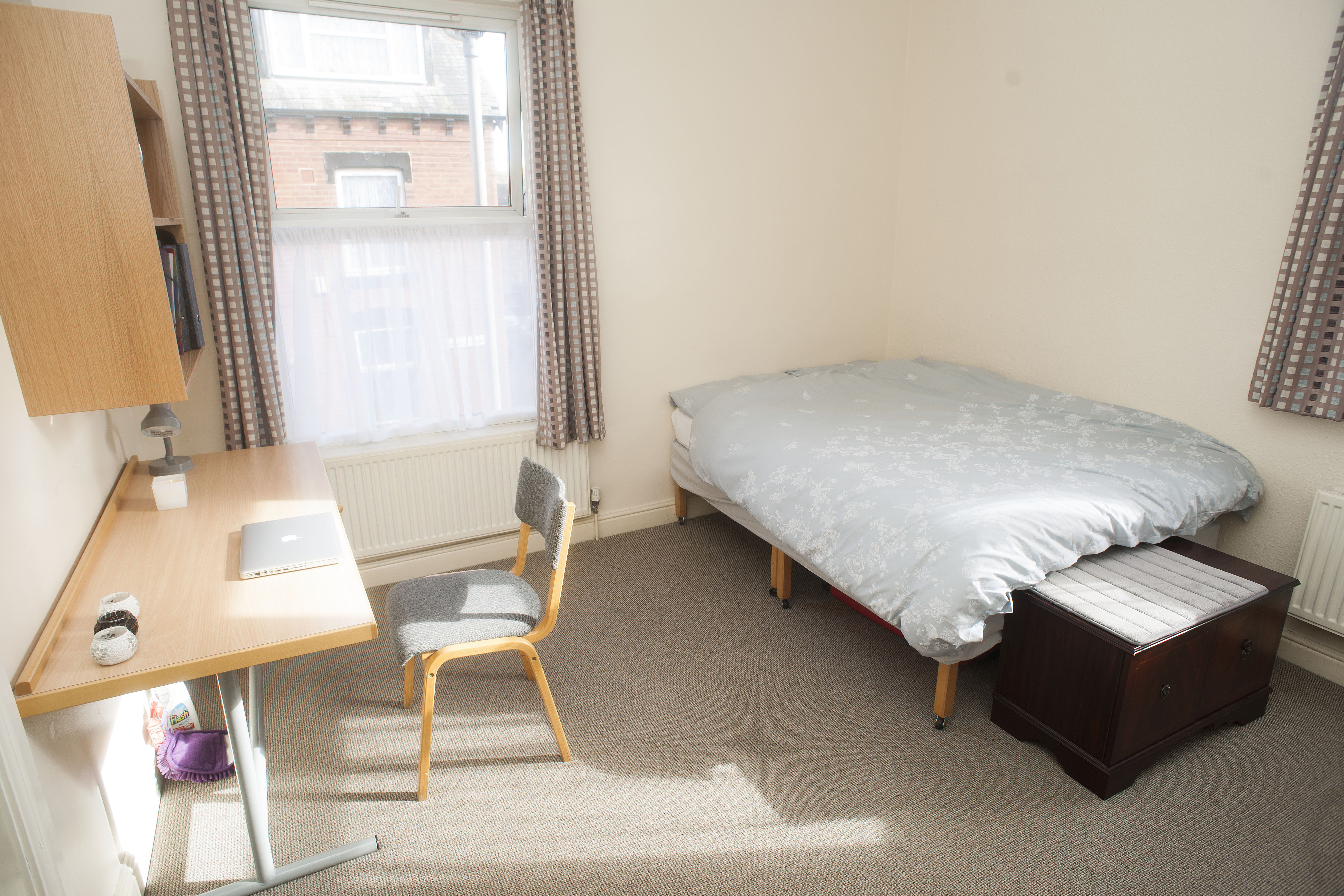 28 KG - Bedroom 2 (3).JPG