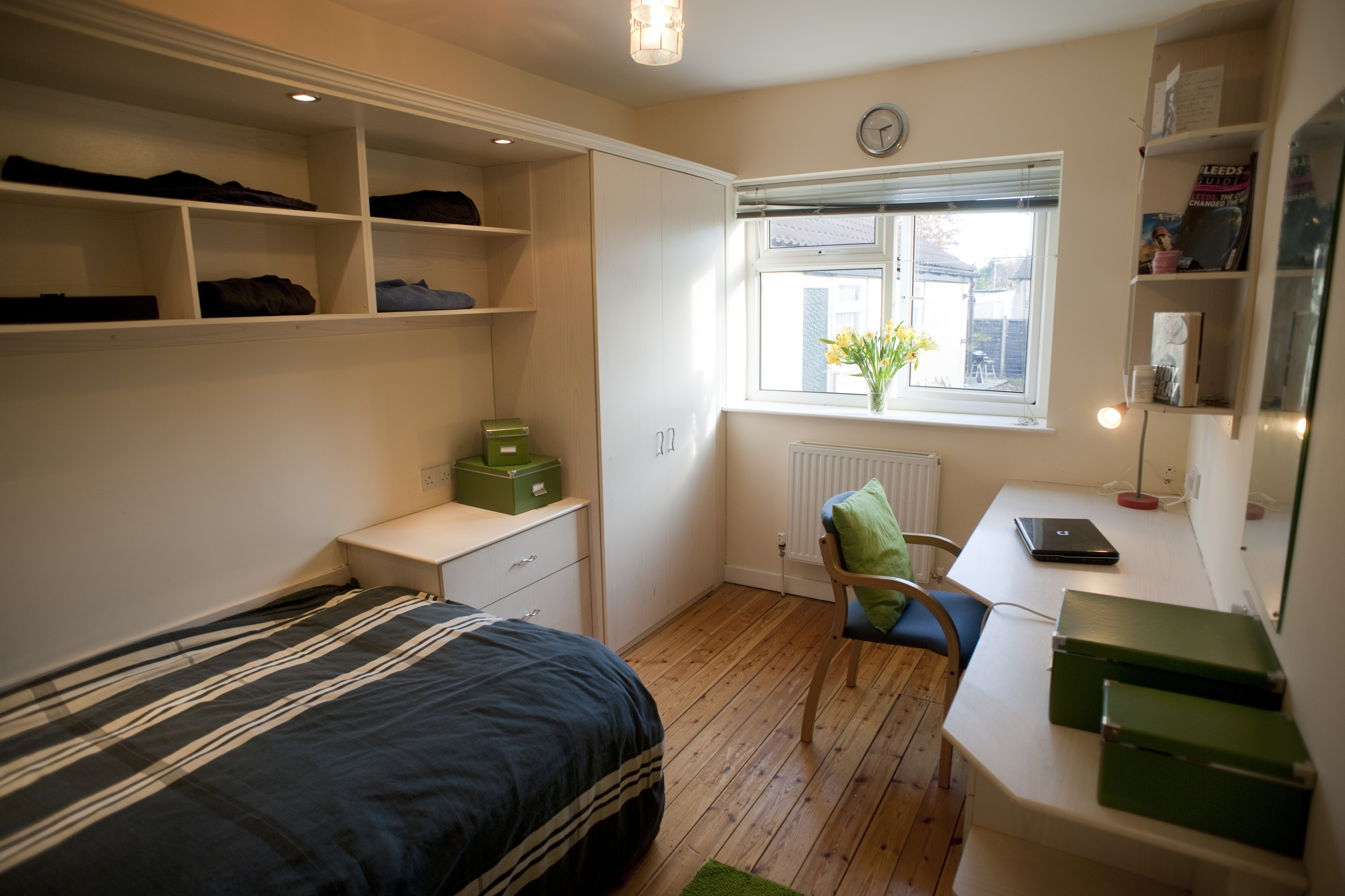 Bedroom (Large) (39).JPG