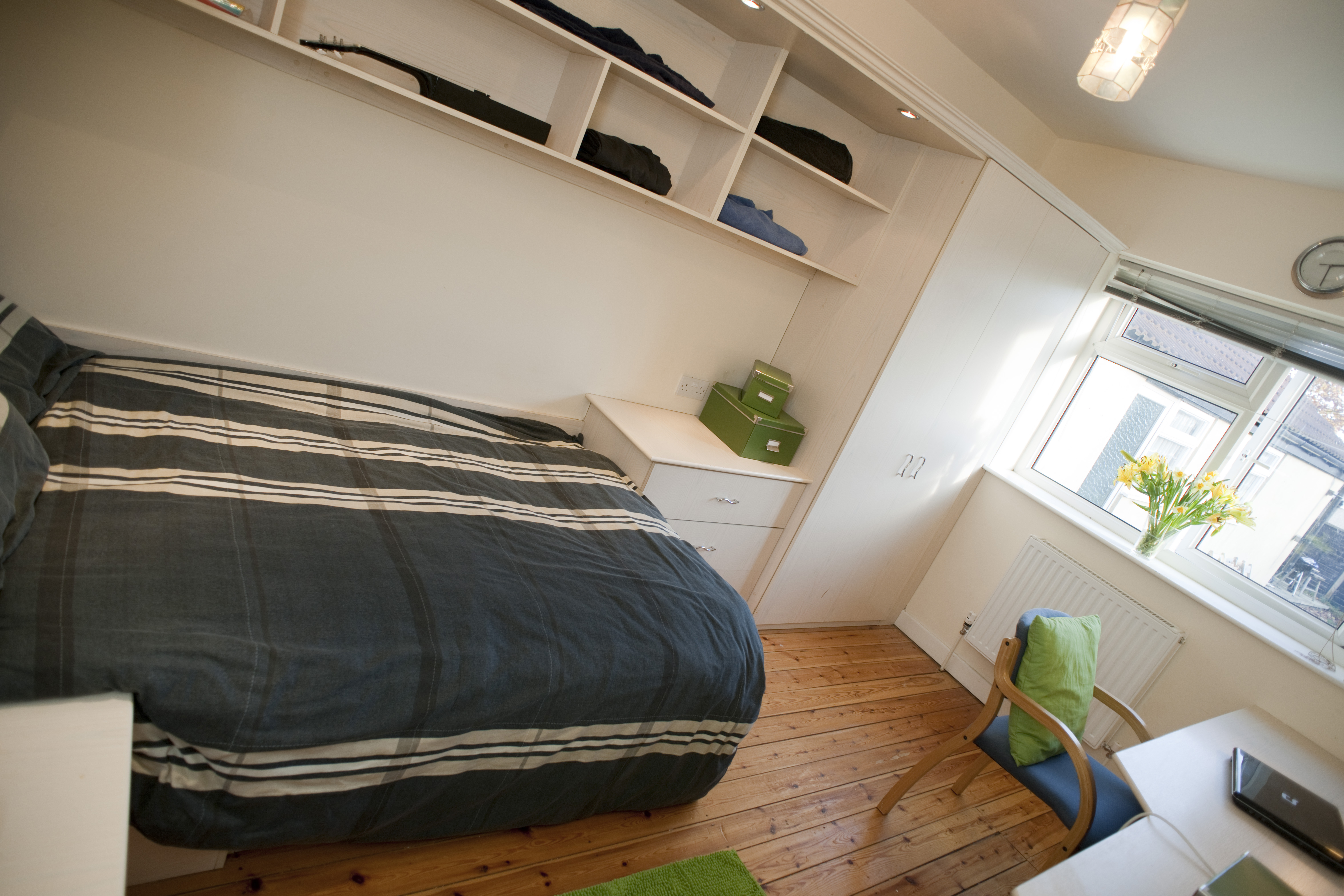 Bedroom (Large) (42).JPG