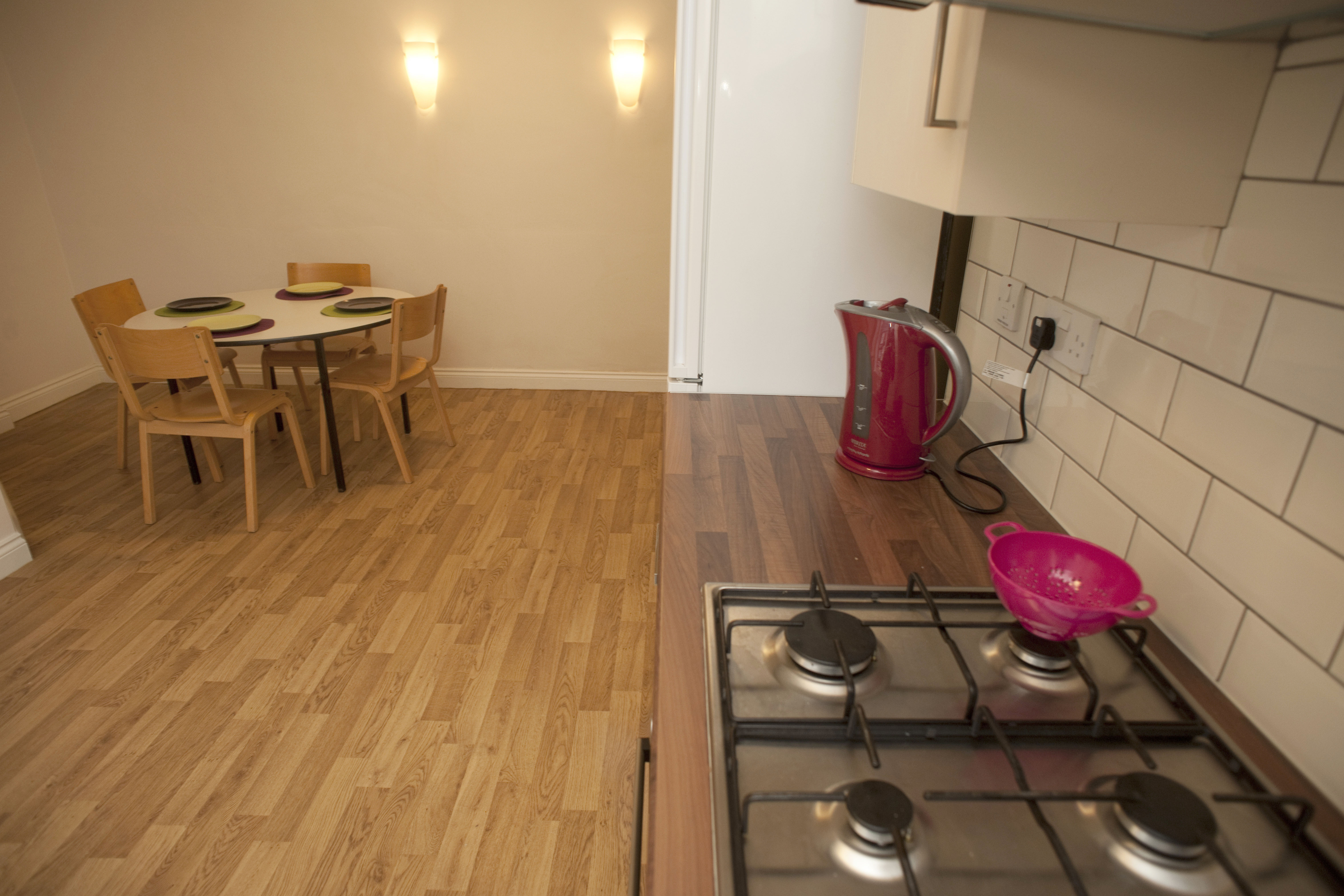 17 MM - kitchen (1).JPG