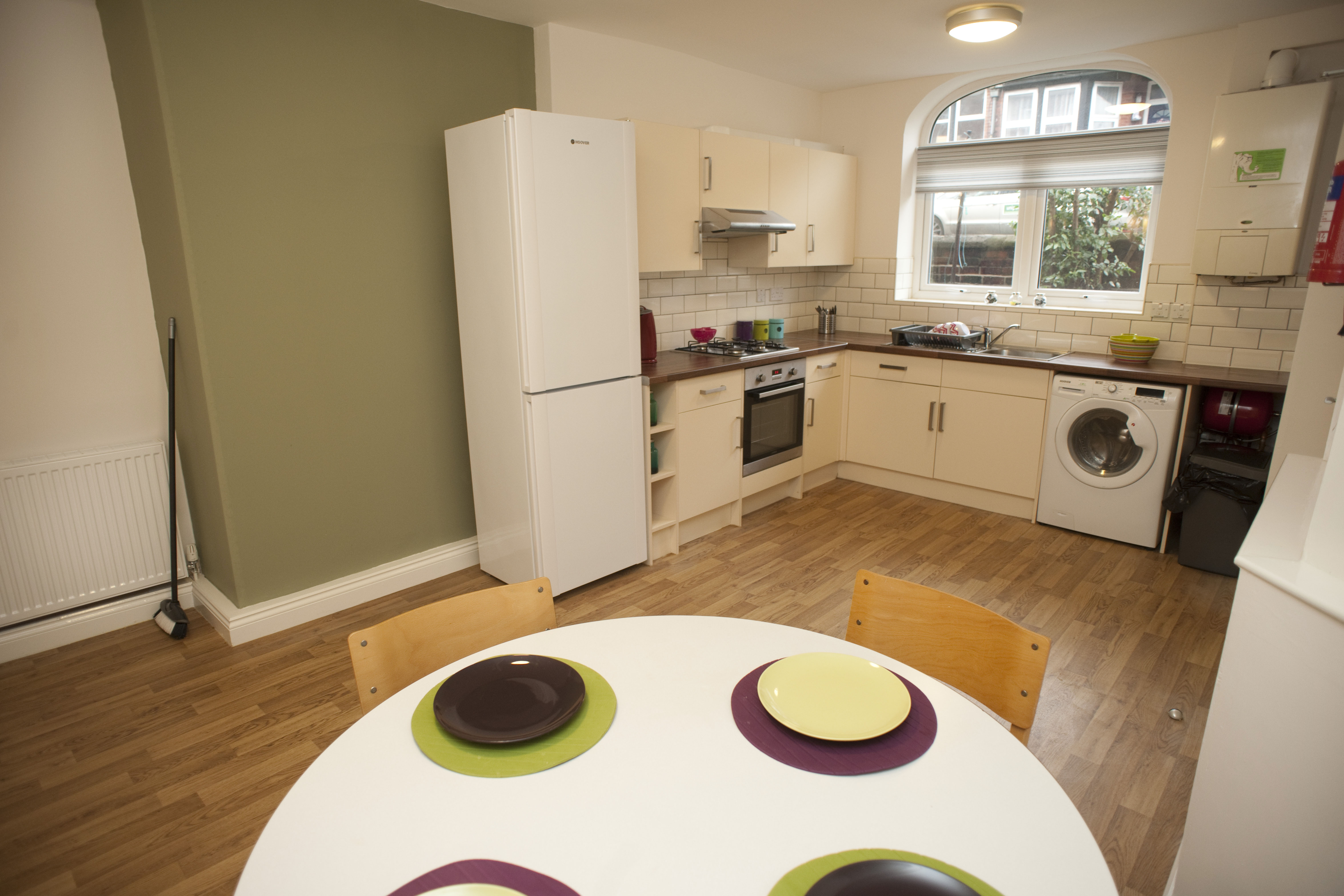 17 MM - kitchen (2).JPG