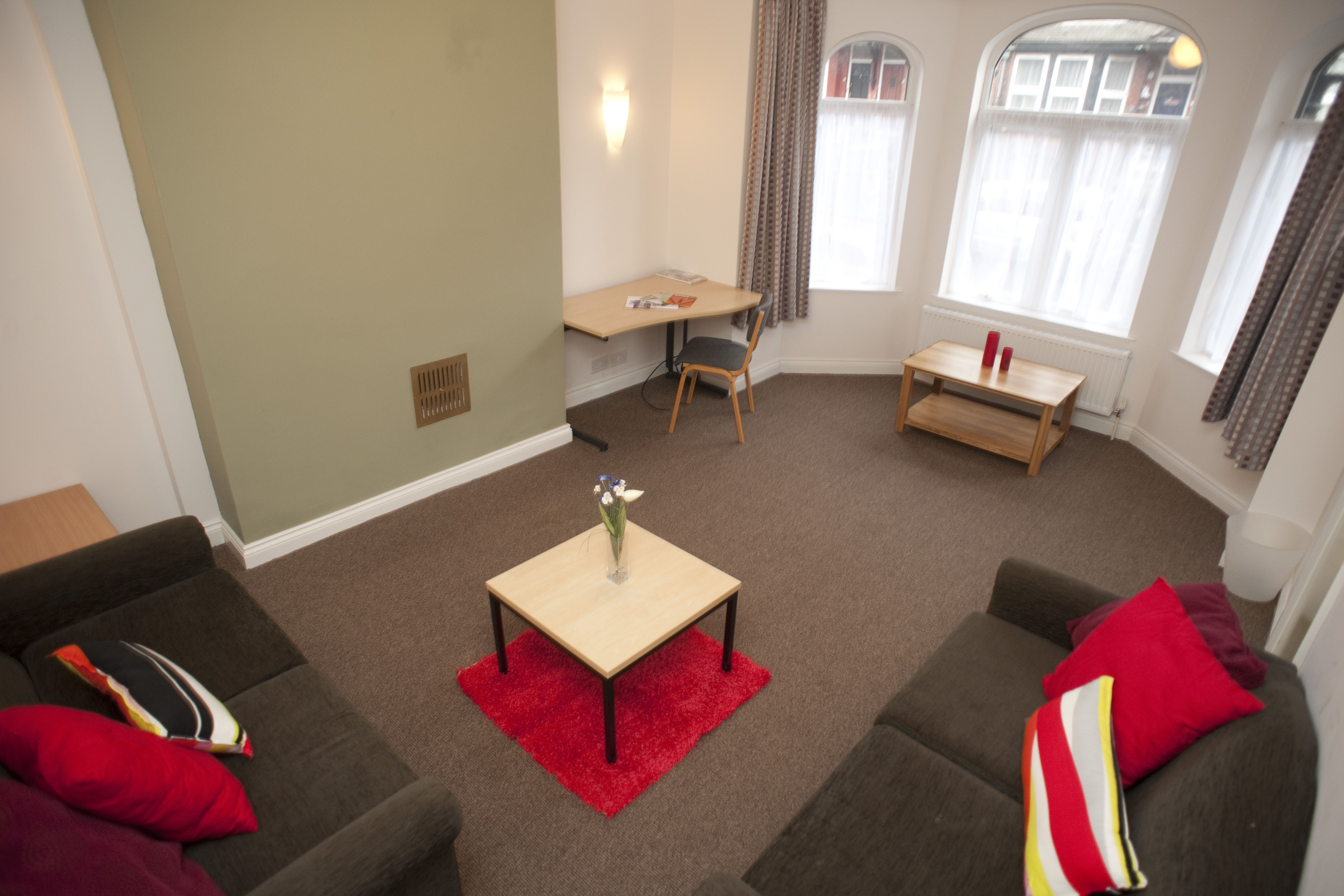 17 MM - lounge (1).JPG