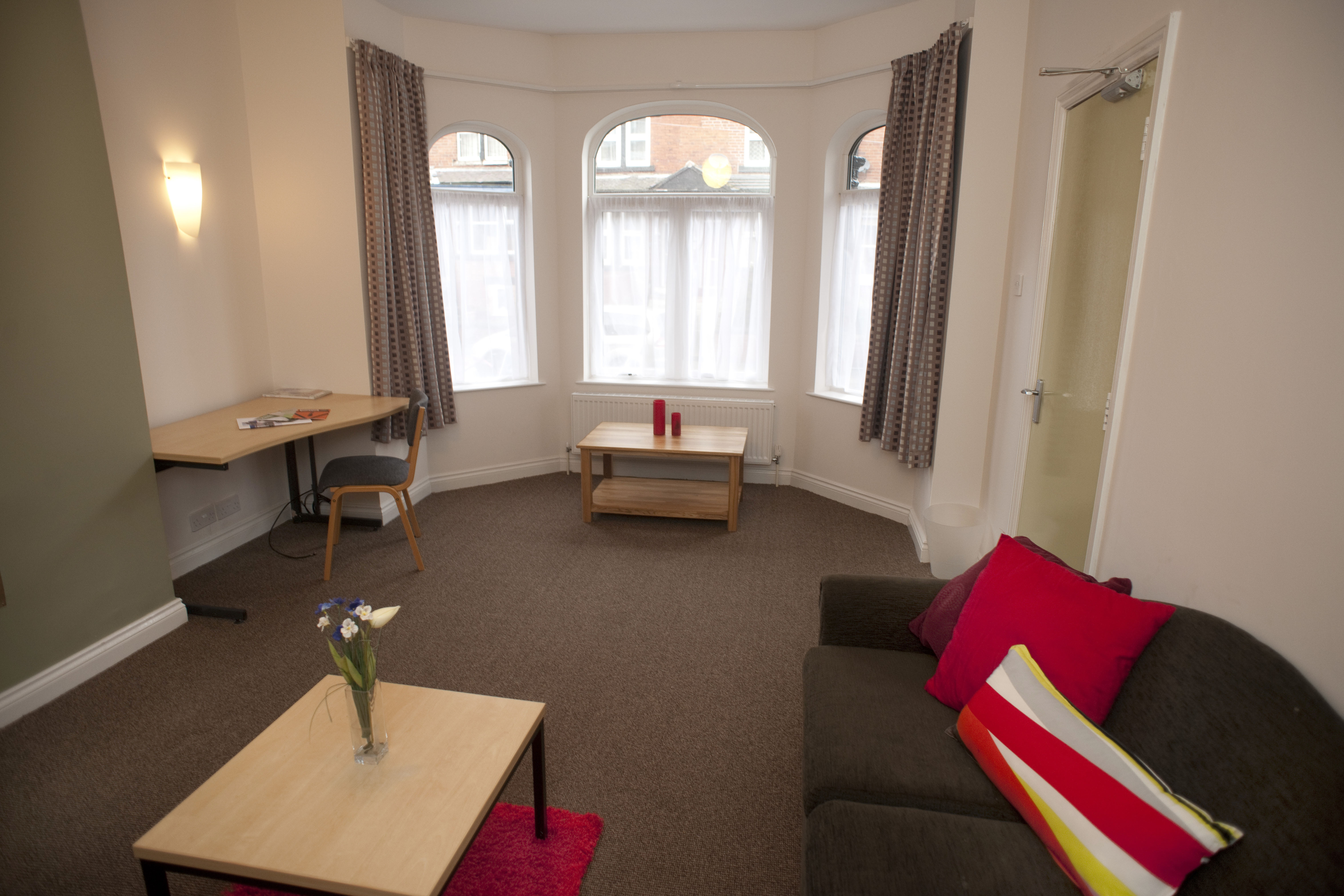 17 MM - lounge (2).JPG