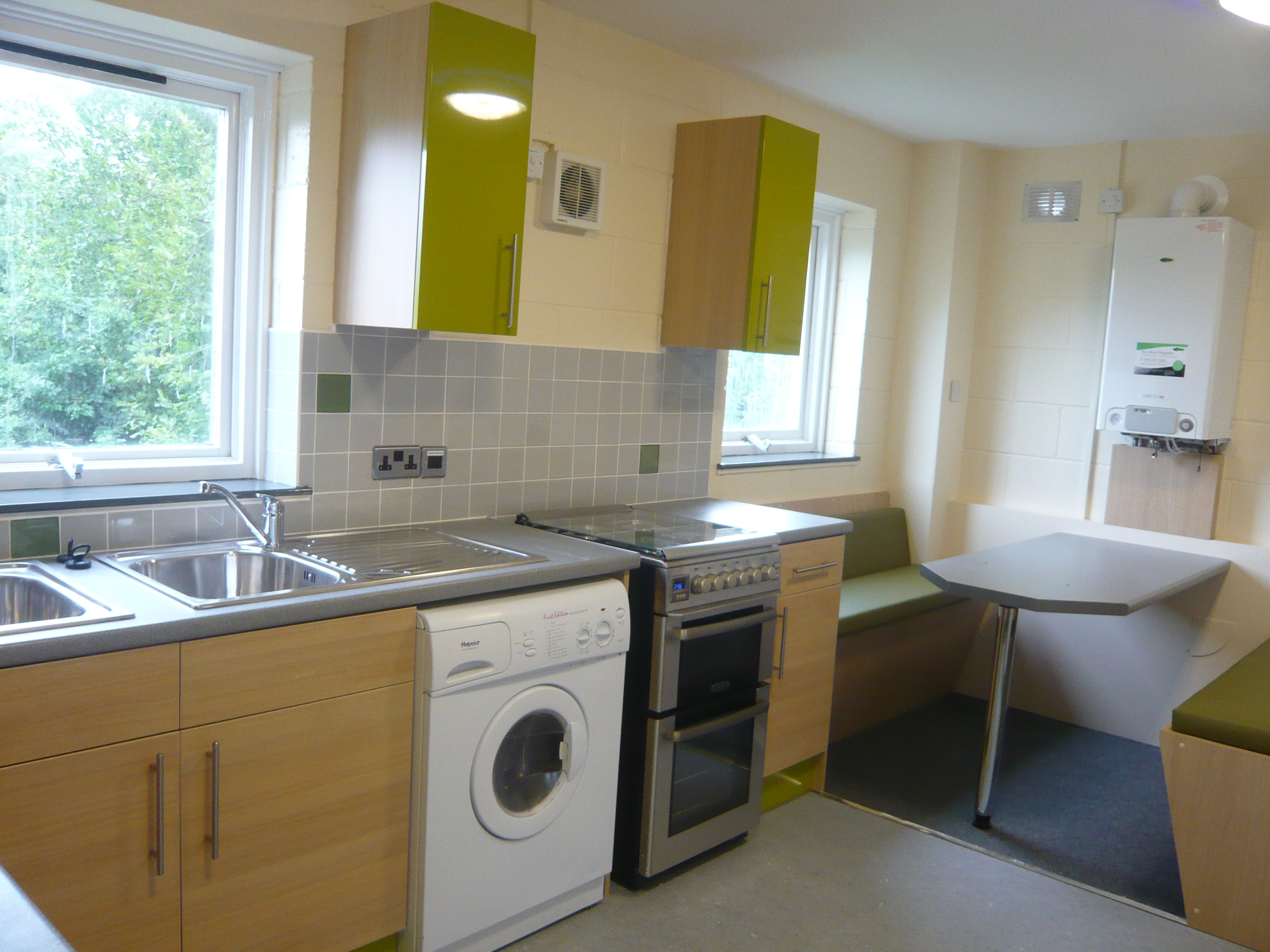 RPR - Kitchen (2).jpg