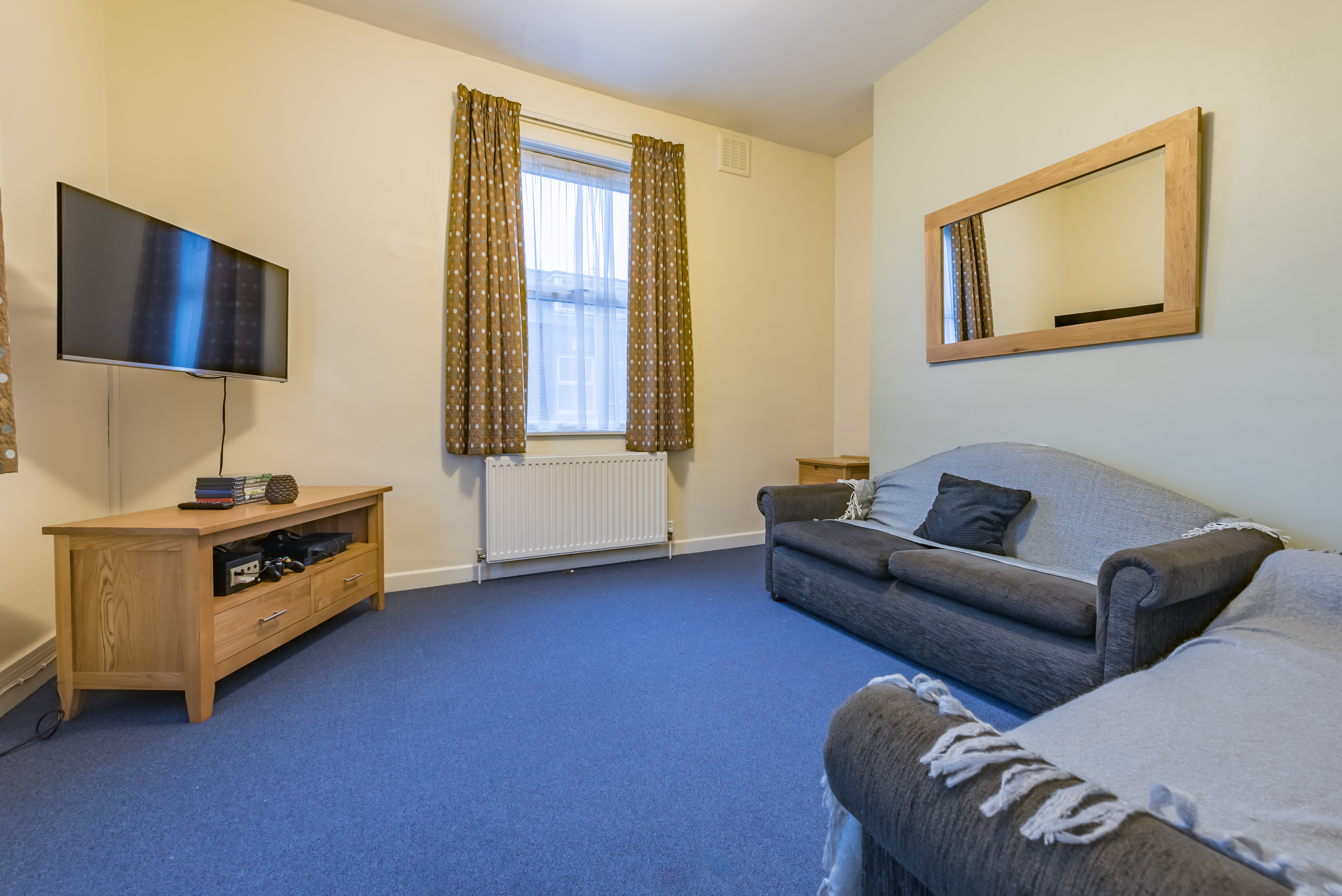 51 Burley Lodge Terrace-15.jpg