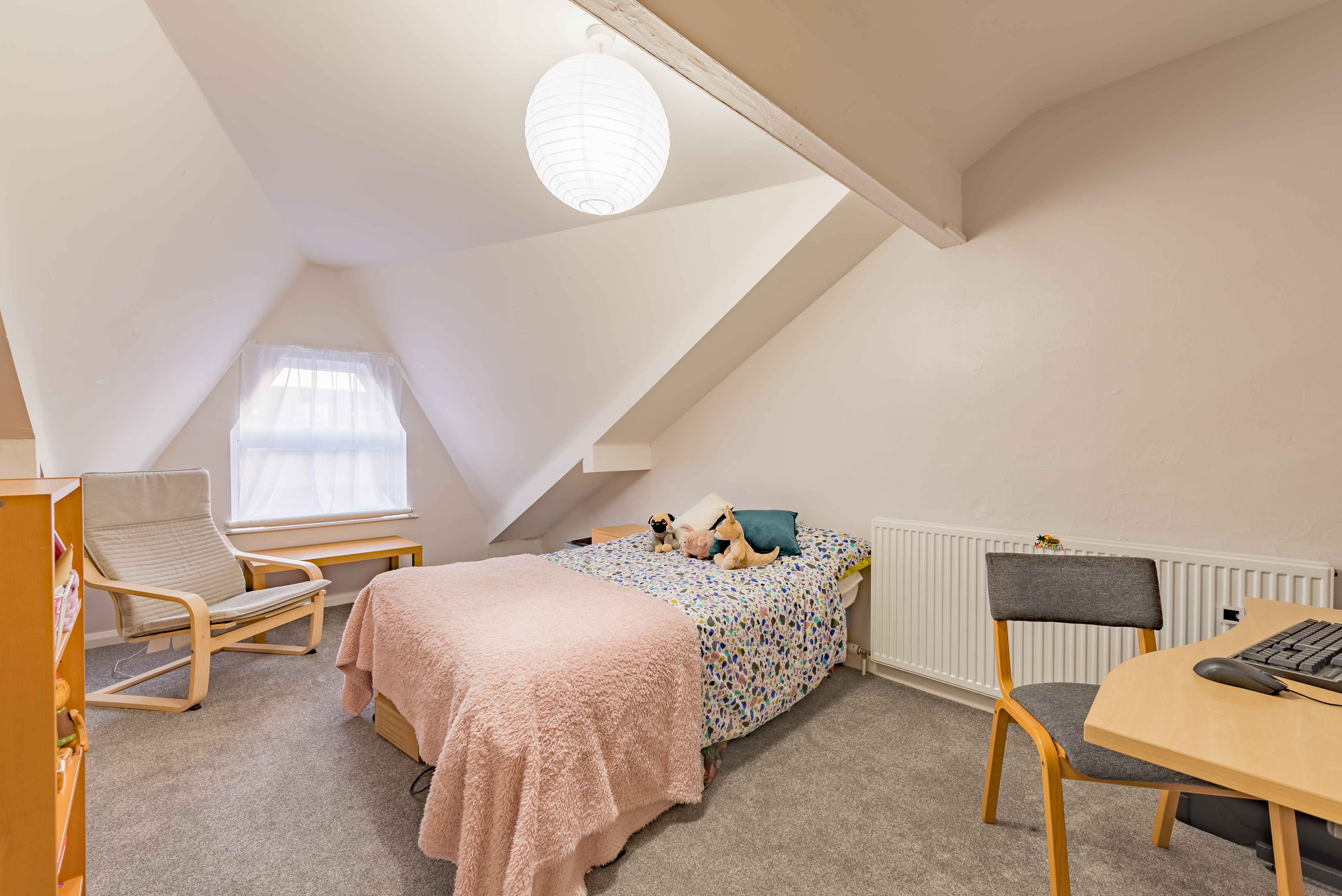 bedroom4.jpg