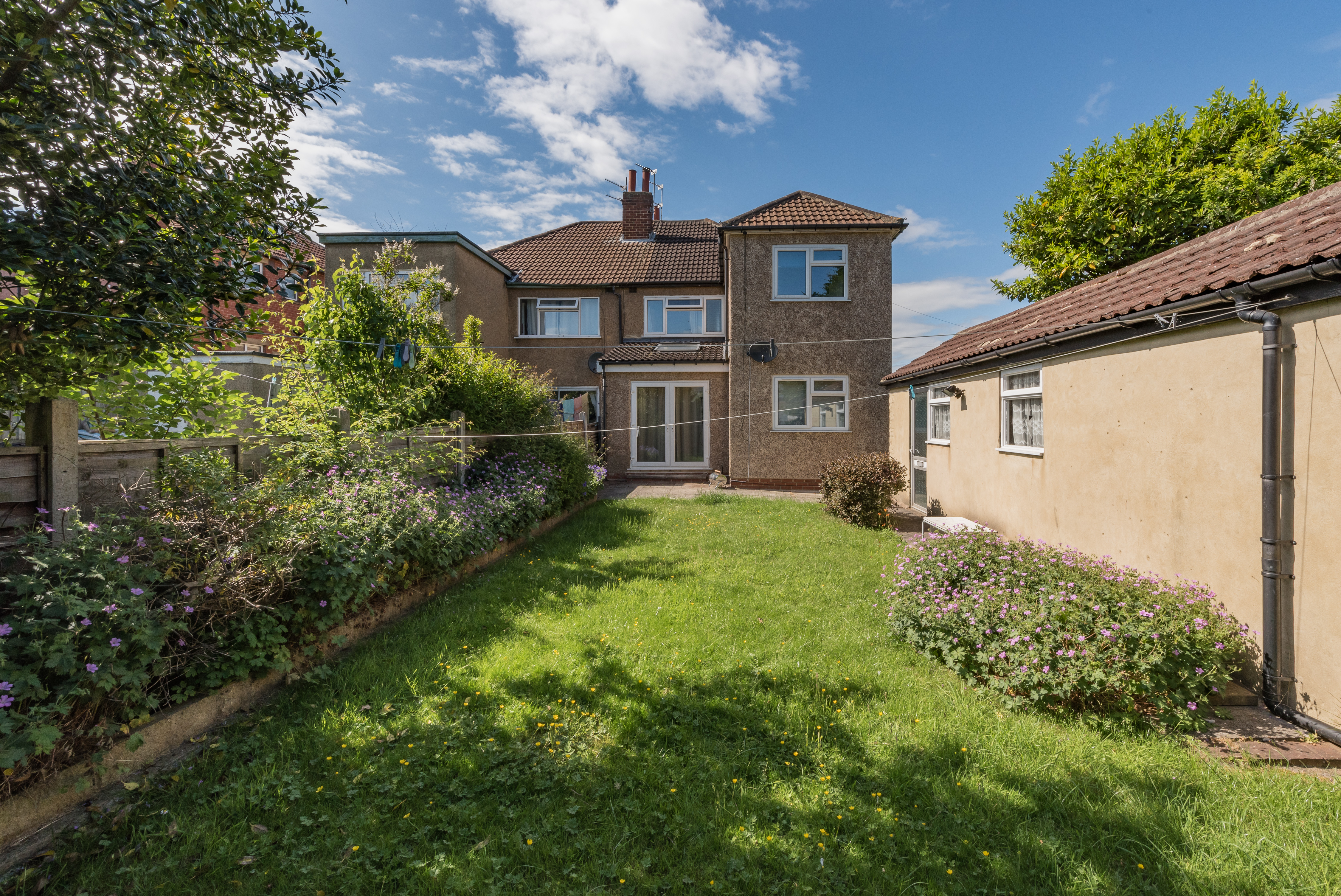 3 Becketts Park Crescent-9.jpg