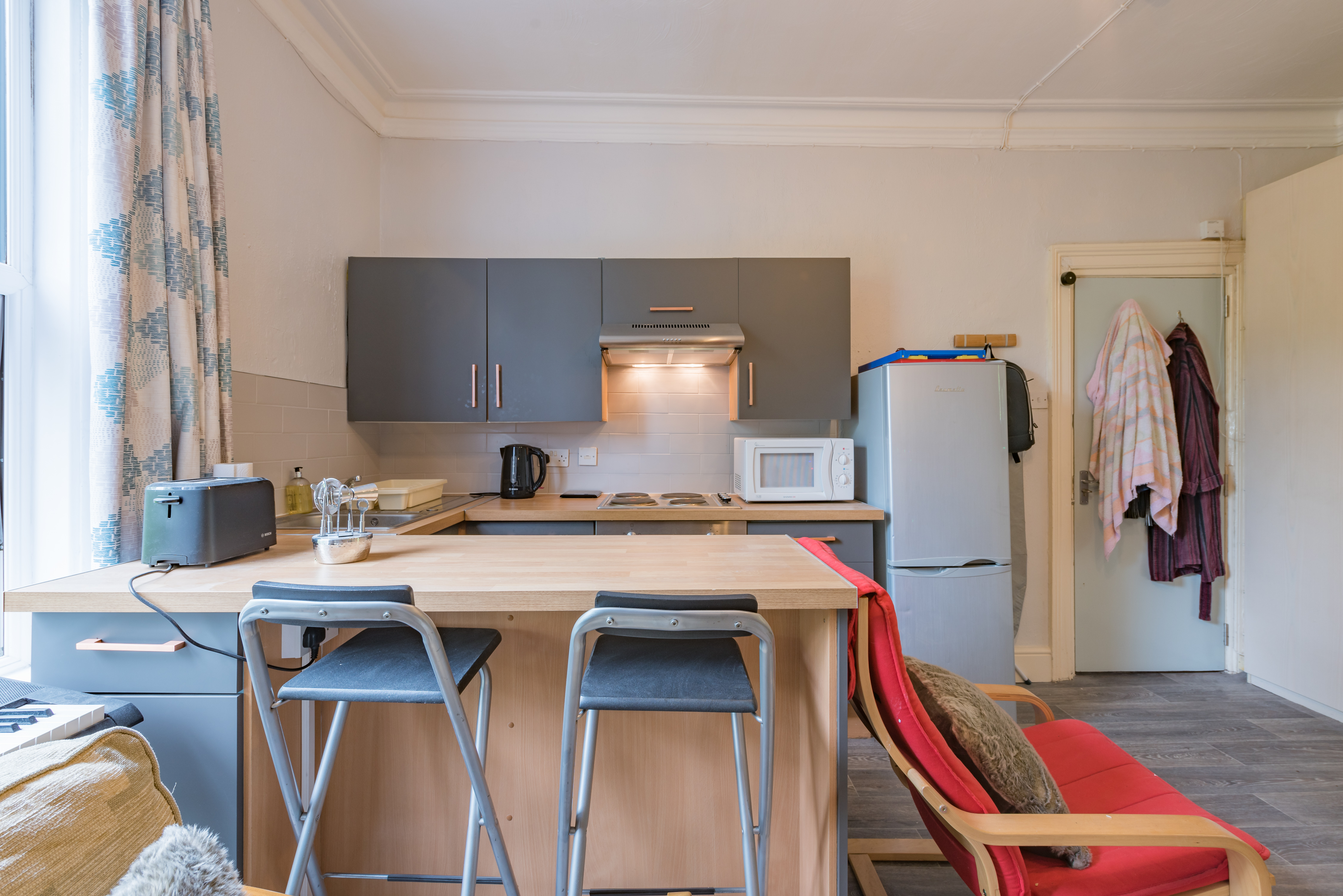 Flat 6 - 80 Victoria Road-6.jpg