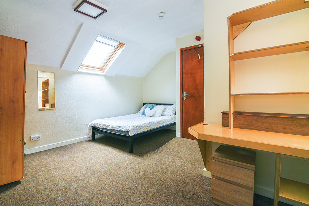 3a Hartley - Bedroom 8.1.jpg