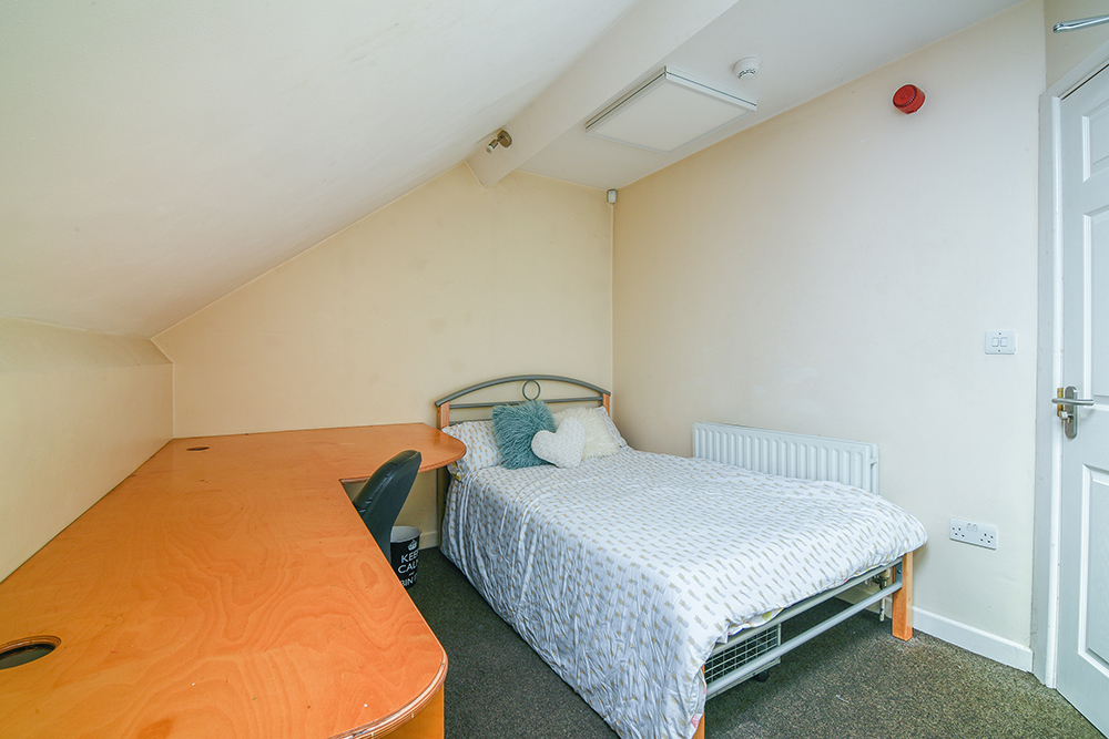 9 Hartley - Bedroom 6.jpg