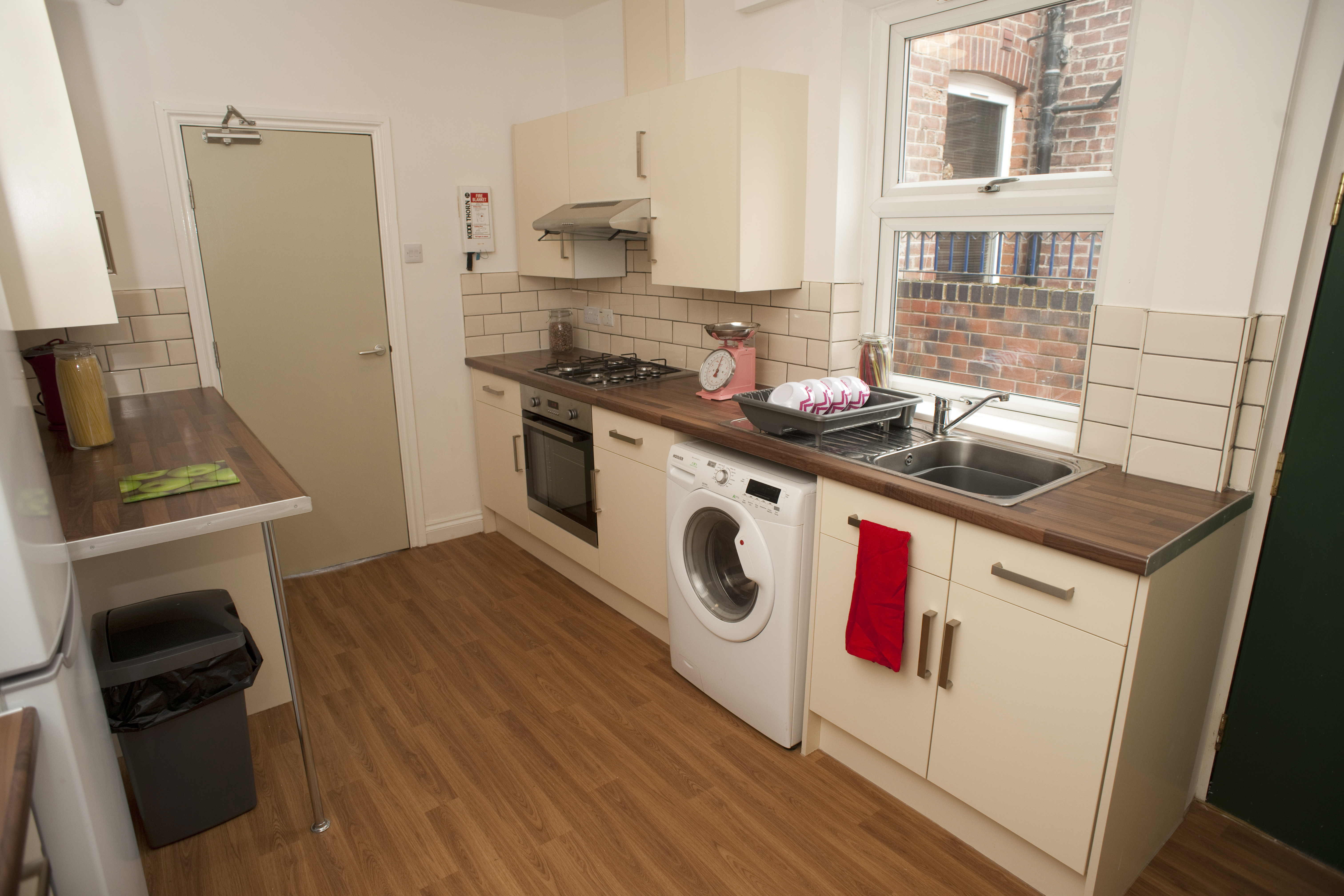 152 BRd Kitchen (7).JPG