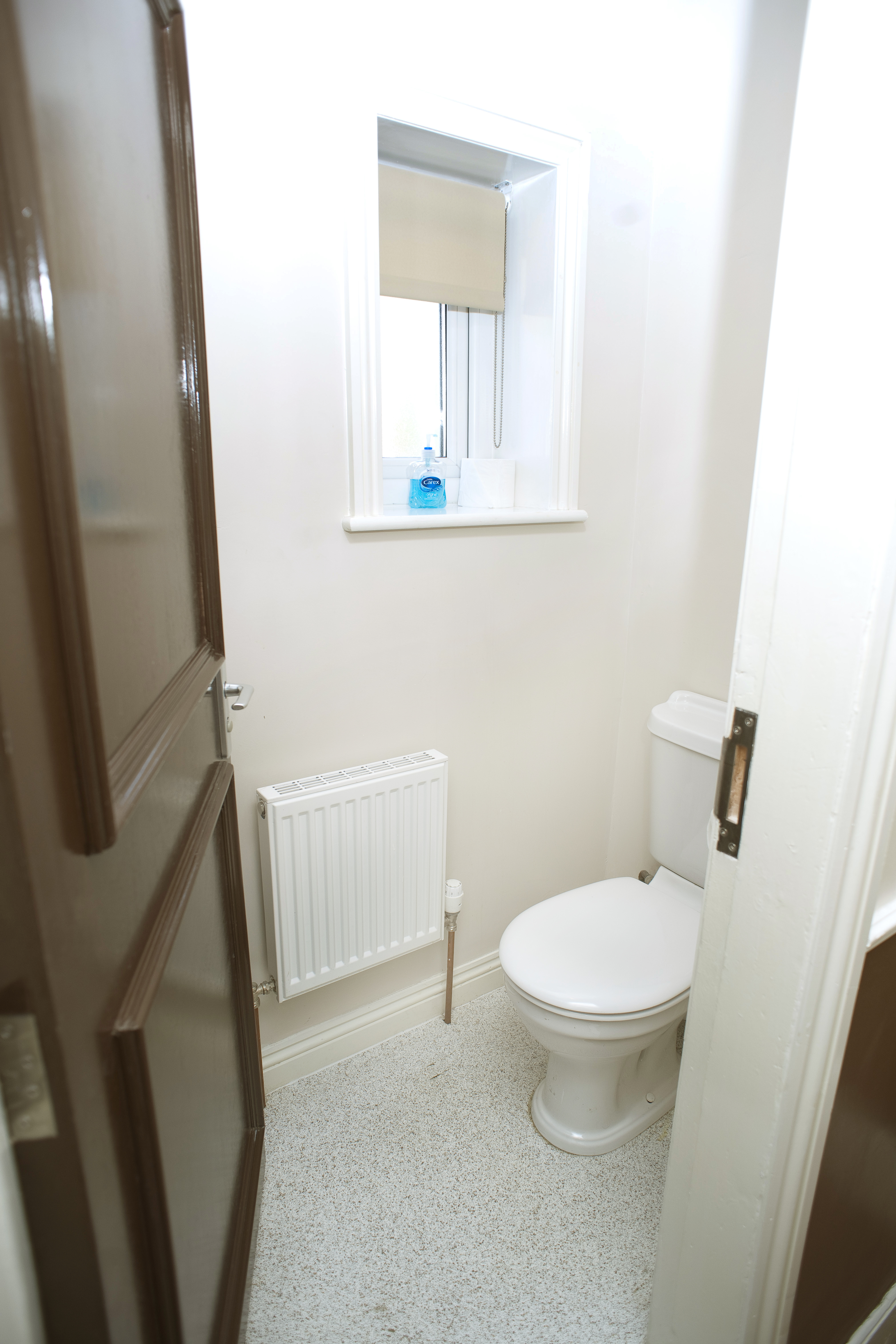 Bathroom (Large) (2).jpg