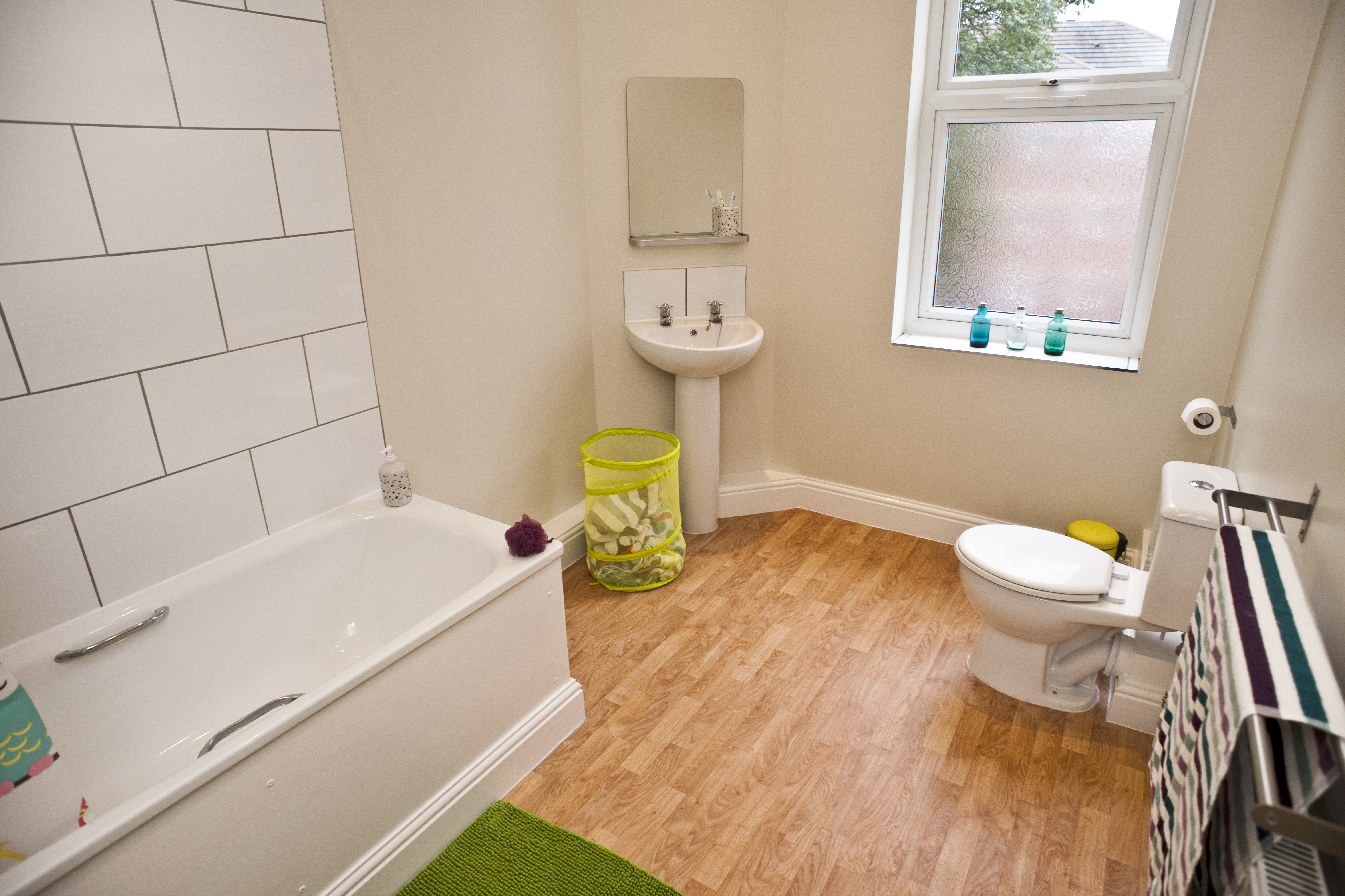 Bathrooms (Large) (1).JPG