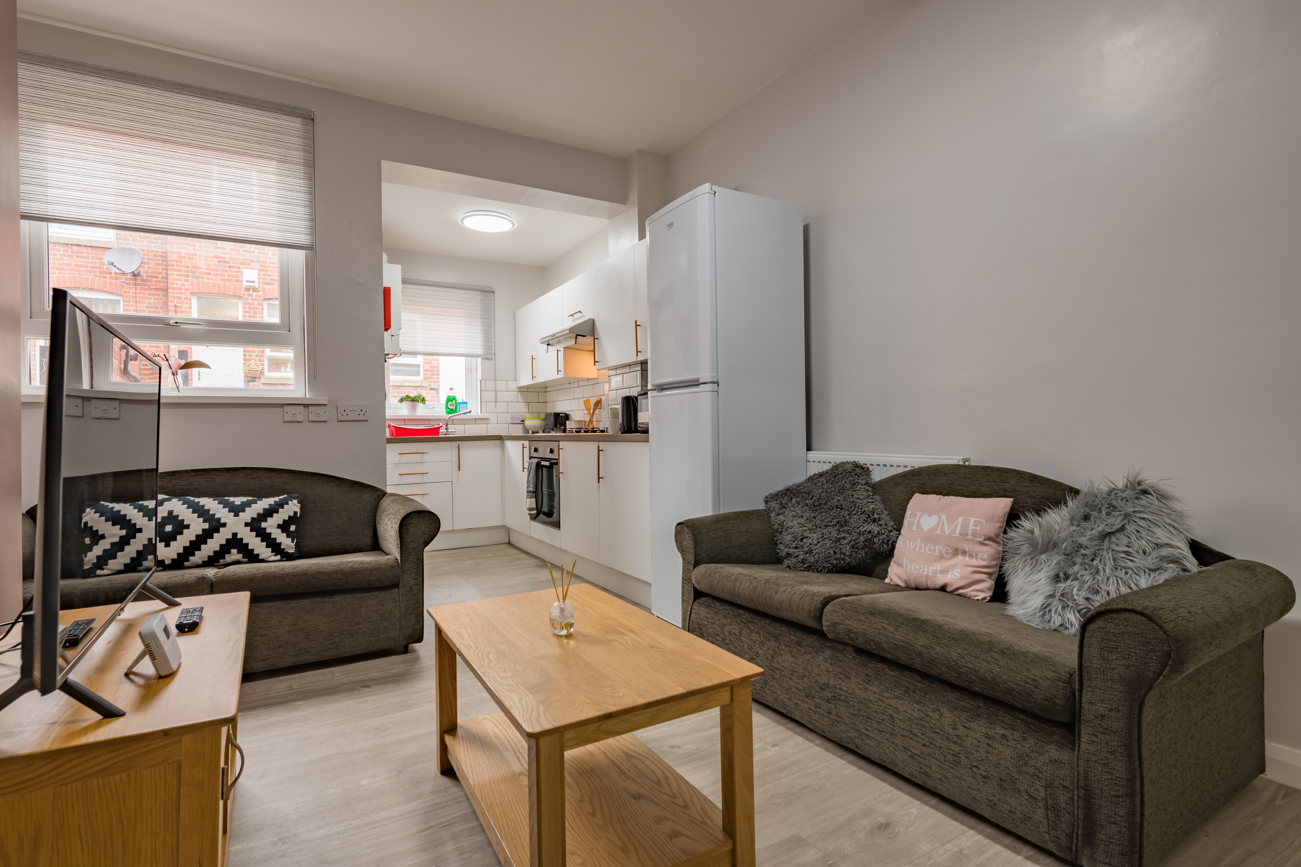 16 Malborough Grove-8.jpg