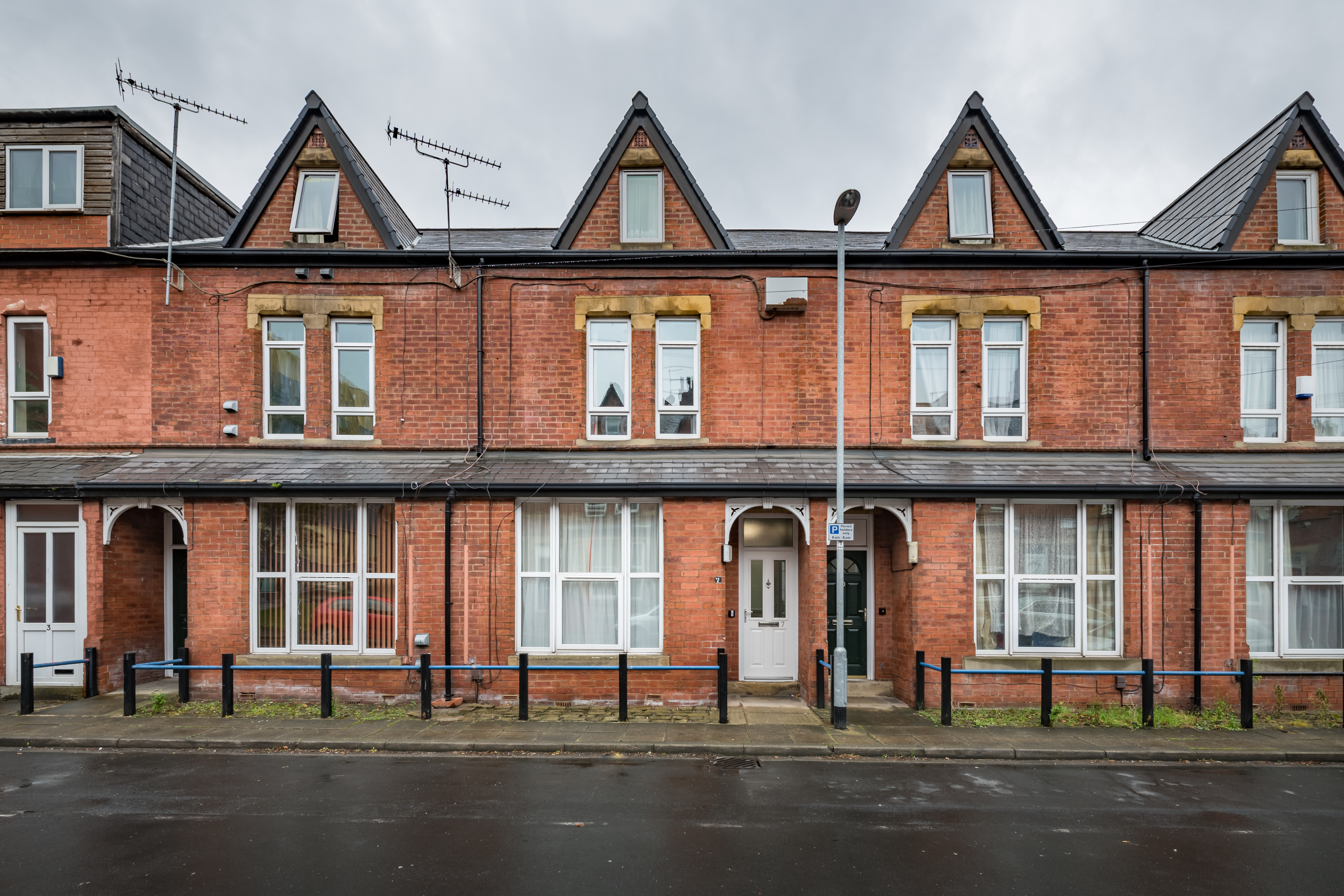 7 Blandford Gardens-1.jpg