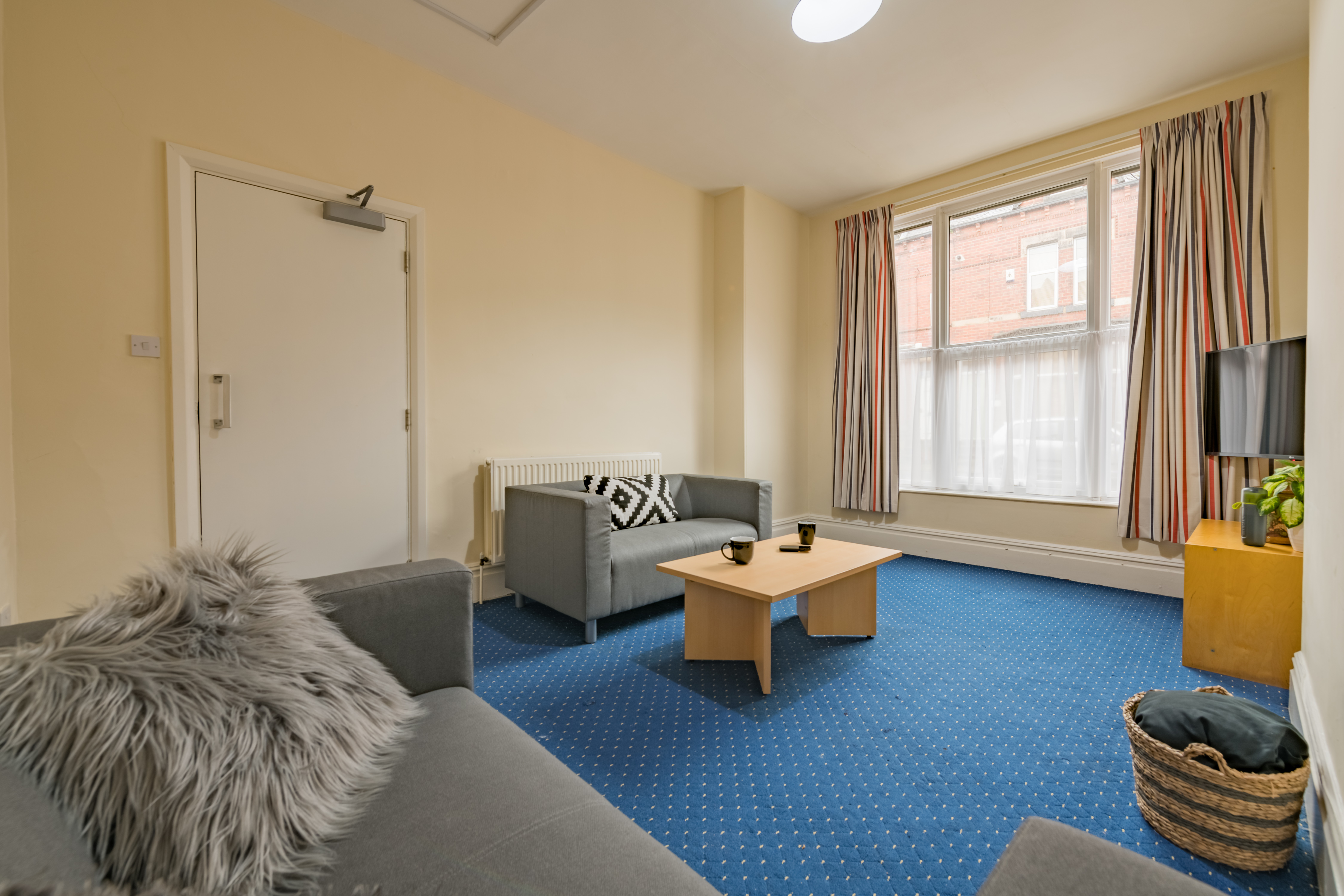 7 Blandford Gardens-12.jpg