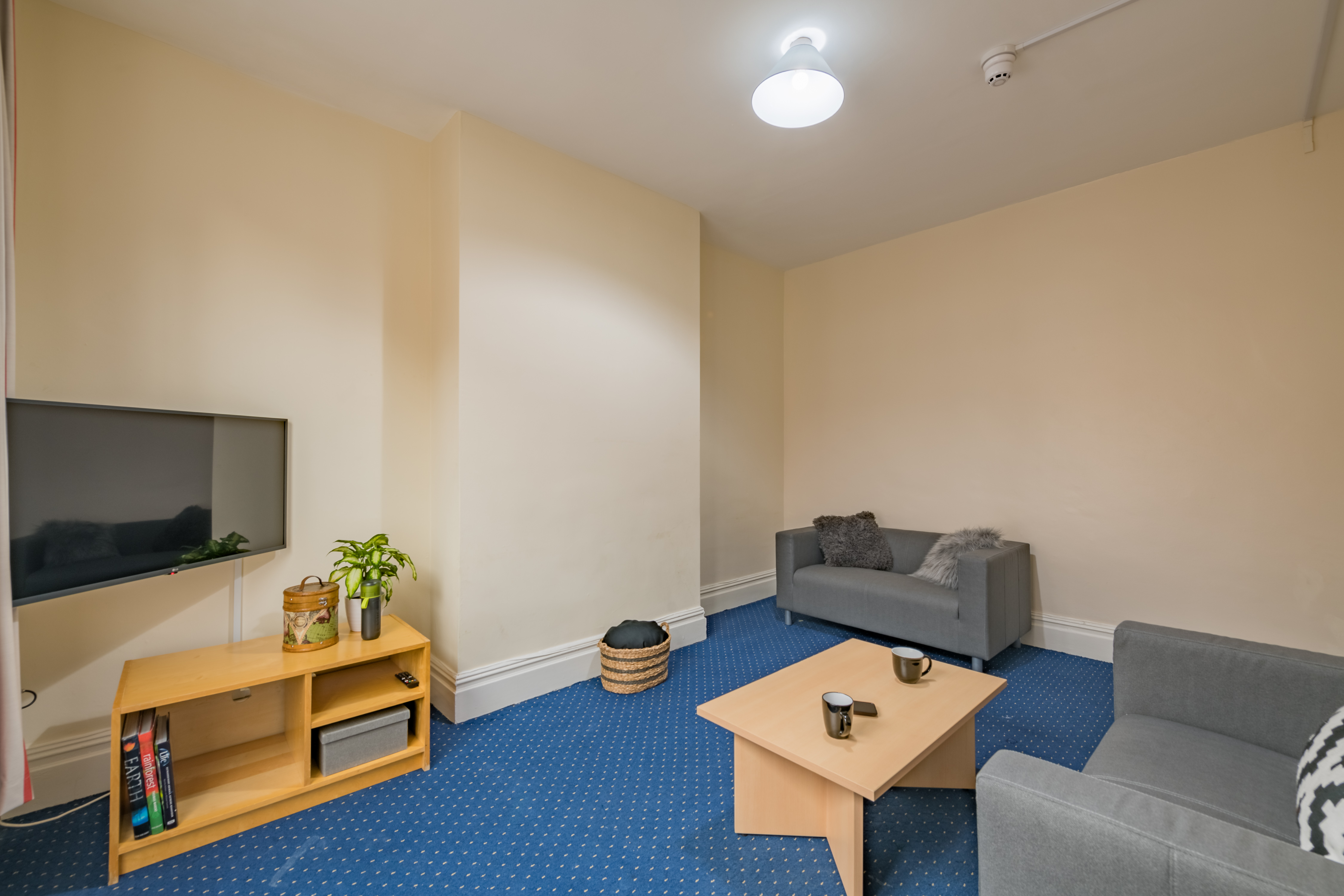 7 Blandford Gardens-13.jpg