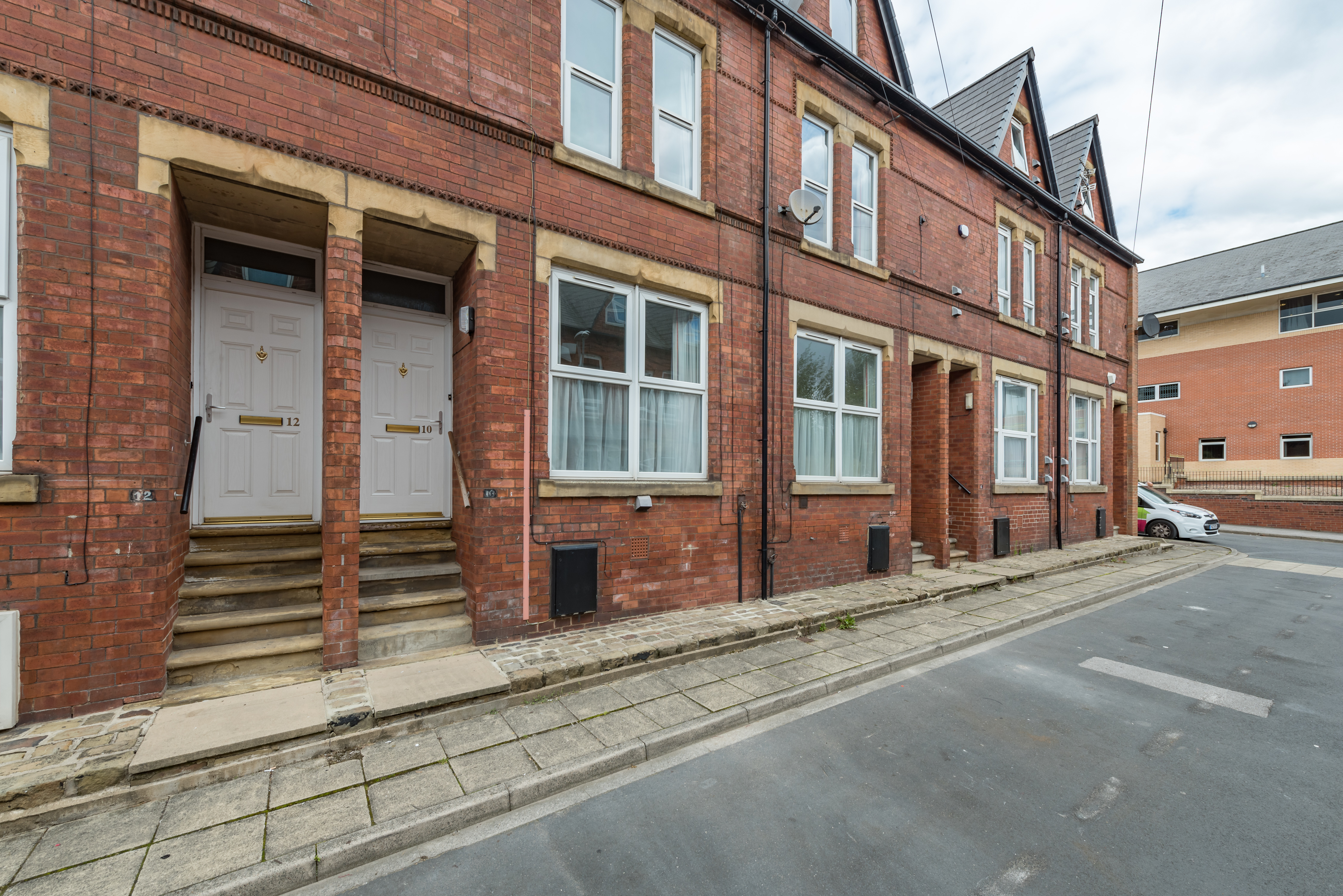 10 Churchill Gardens-3.jpg