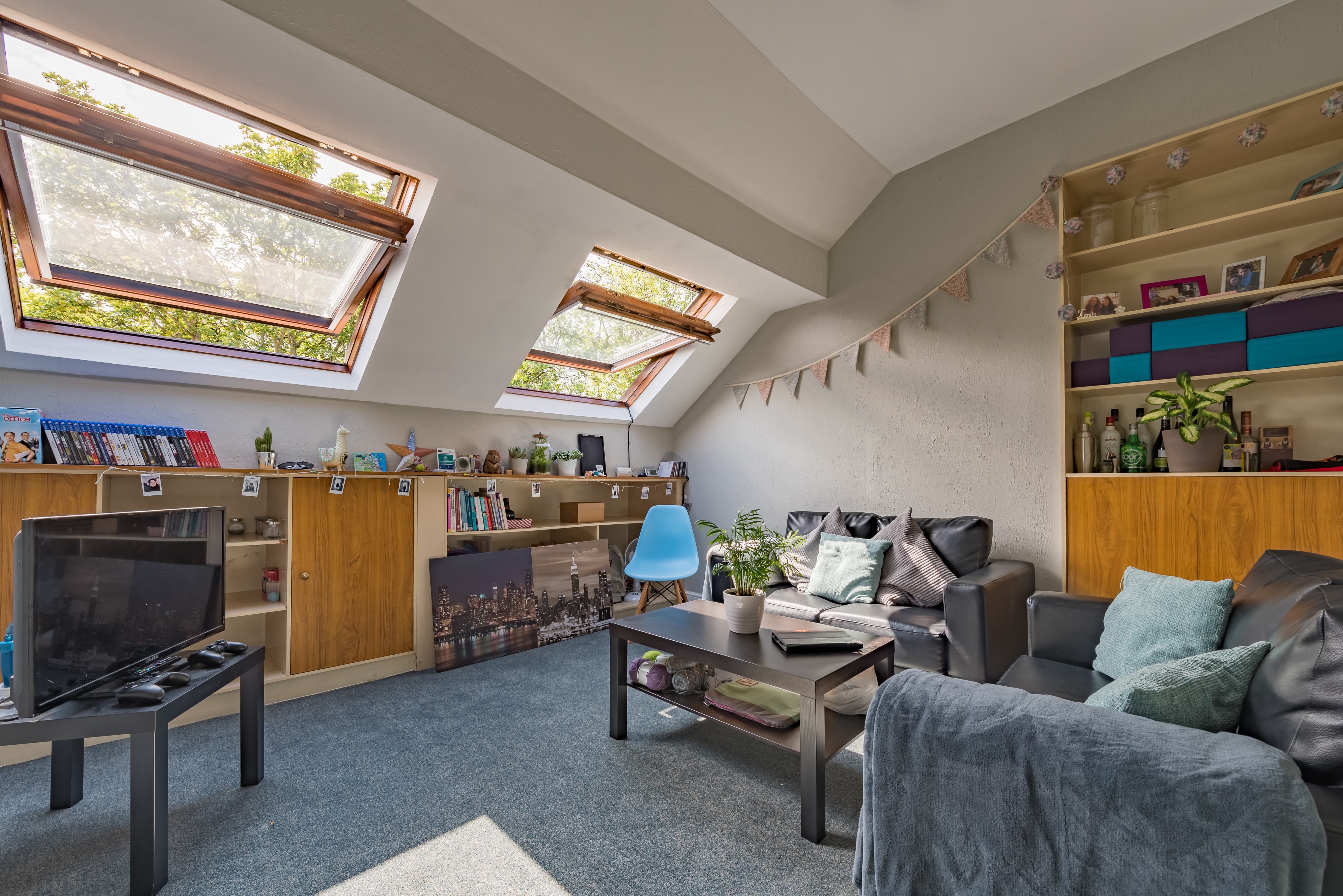 Flat 2 - 80 Victoria Rd-1.jpg