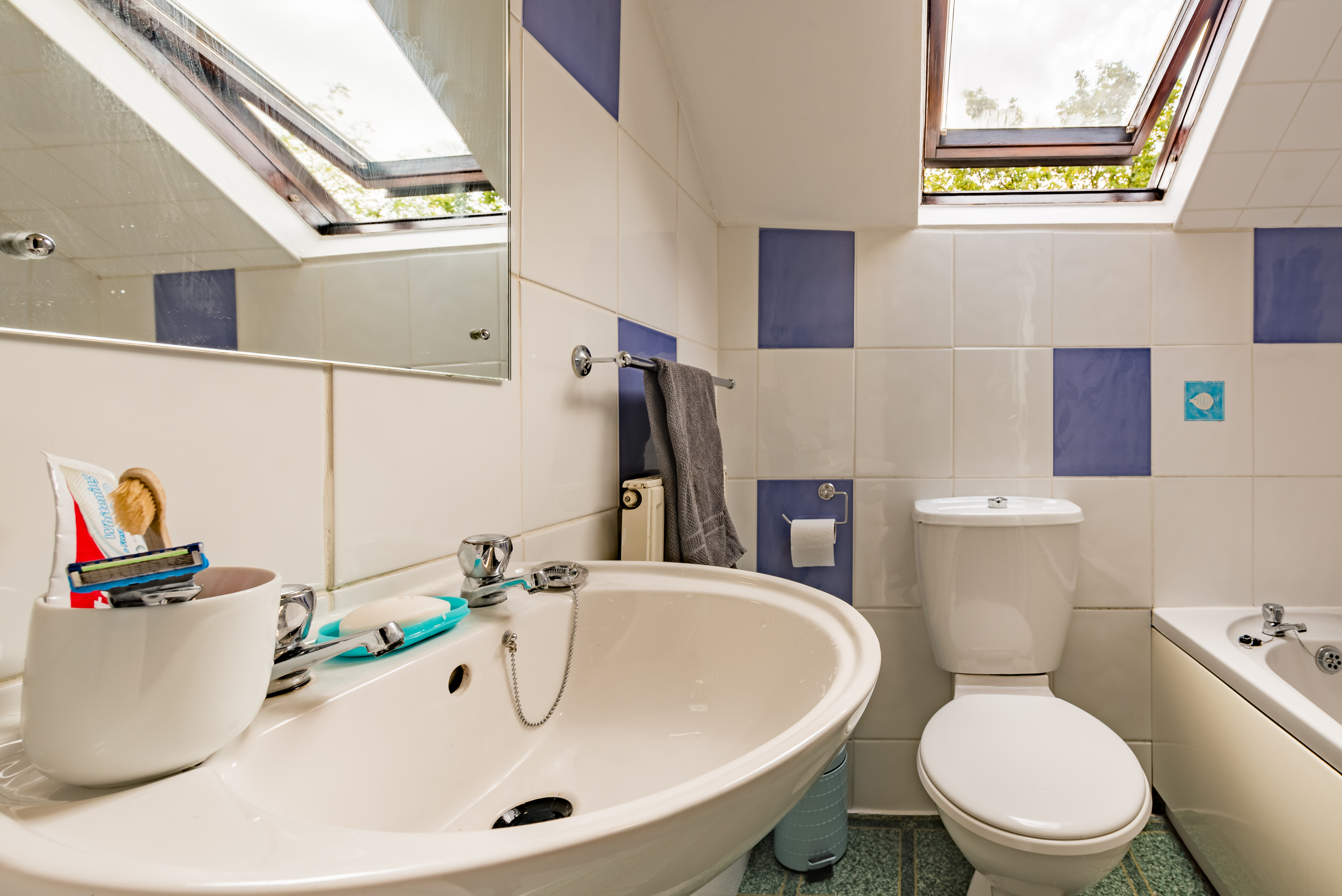 Flat 2 - 80 Victoria Rd-9.jpg