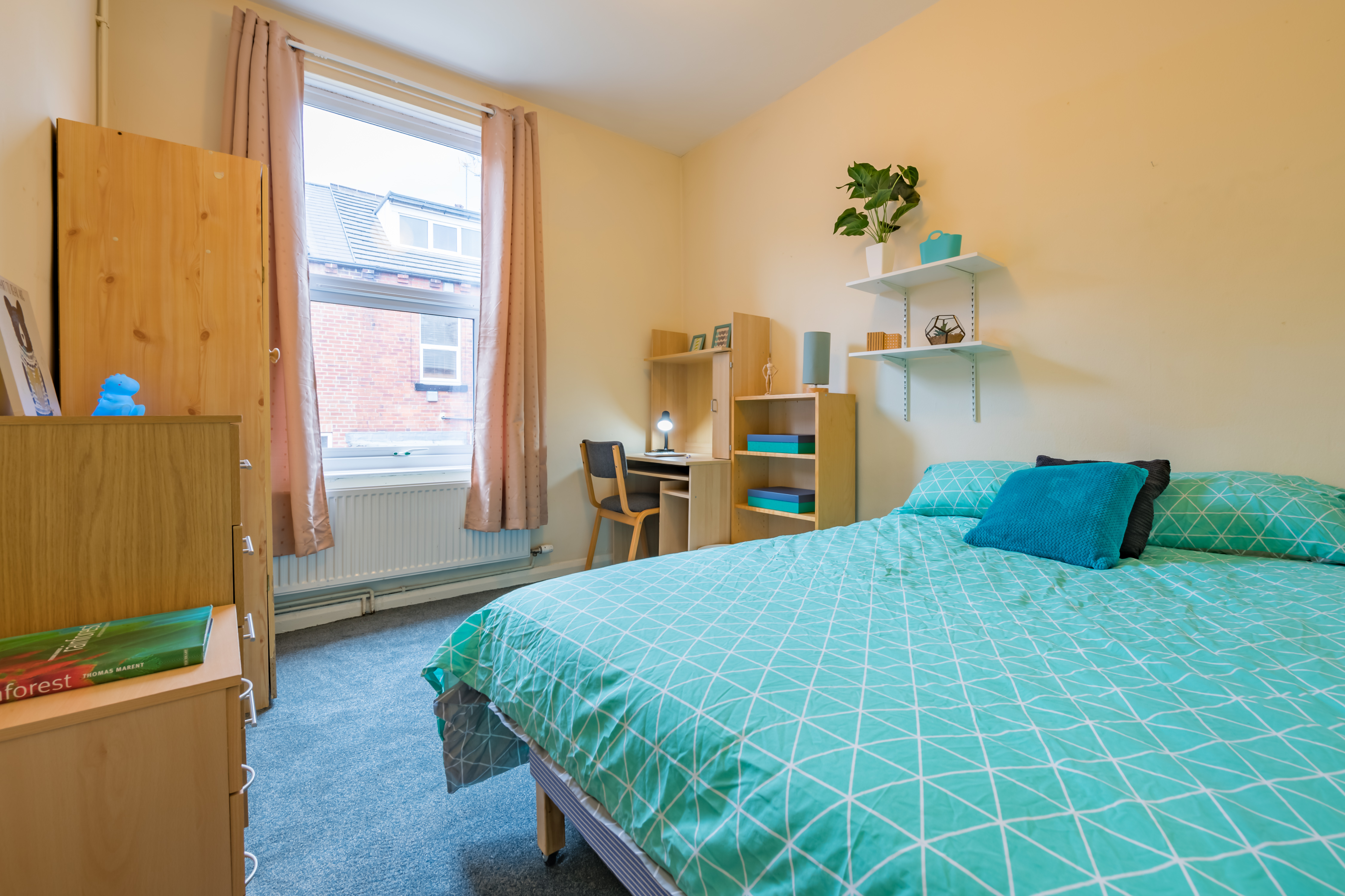 8 Churchill Gardens-39.jpg