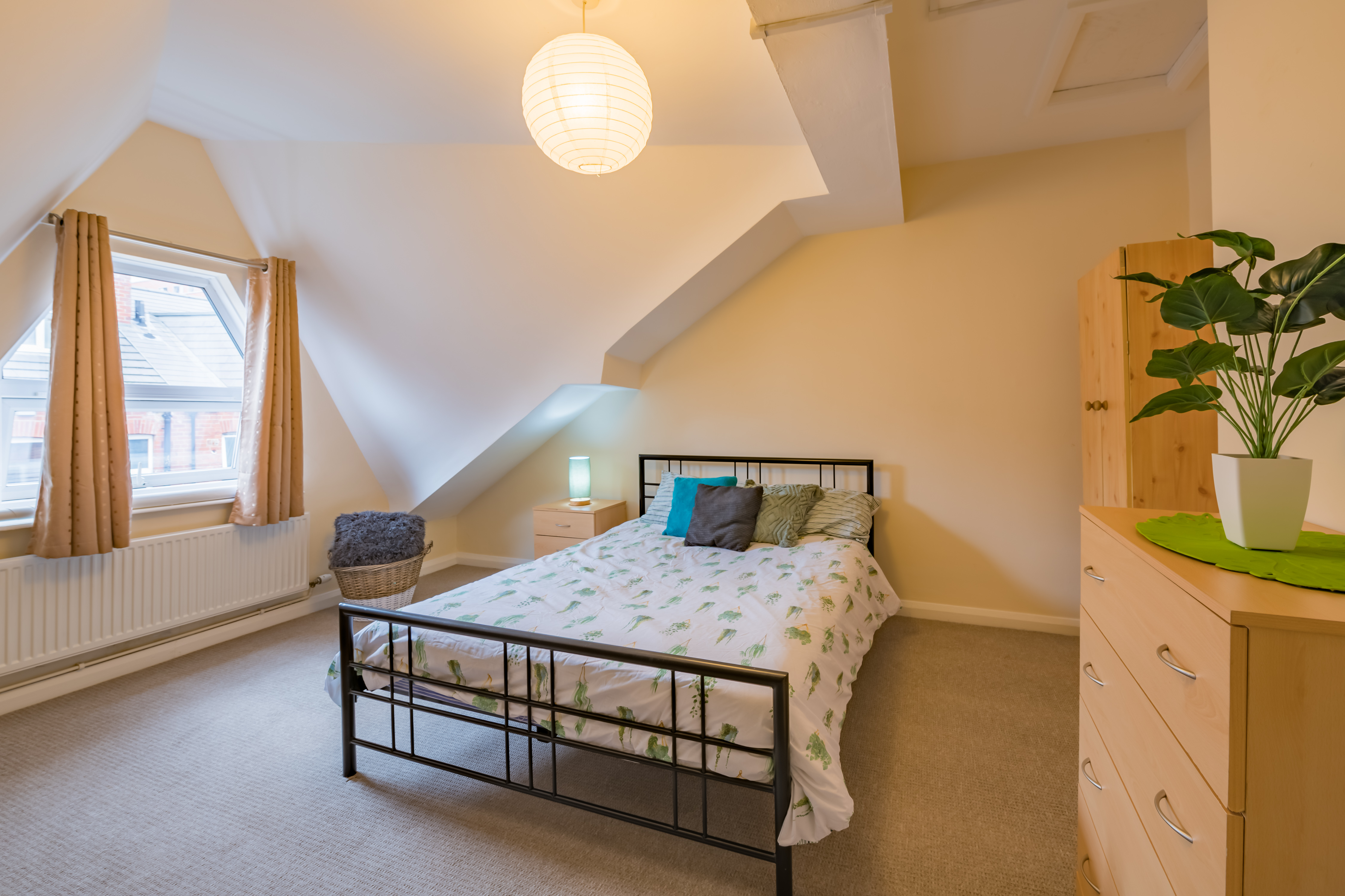 8 Churchill Gardens-21.jpg