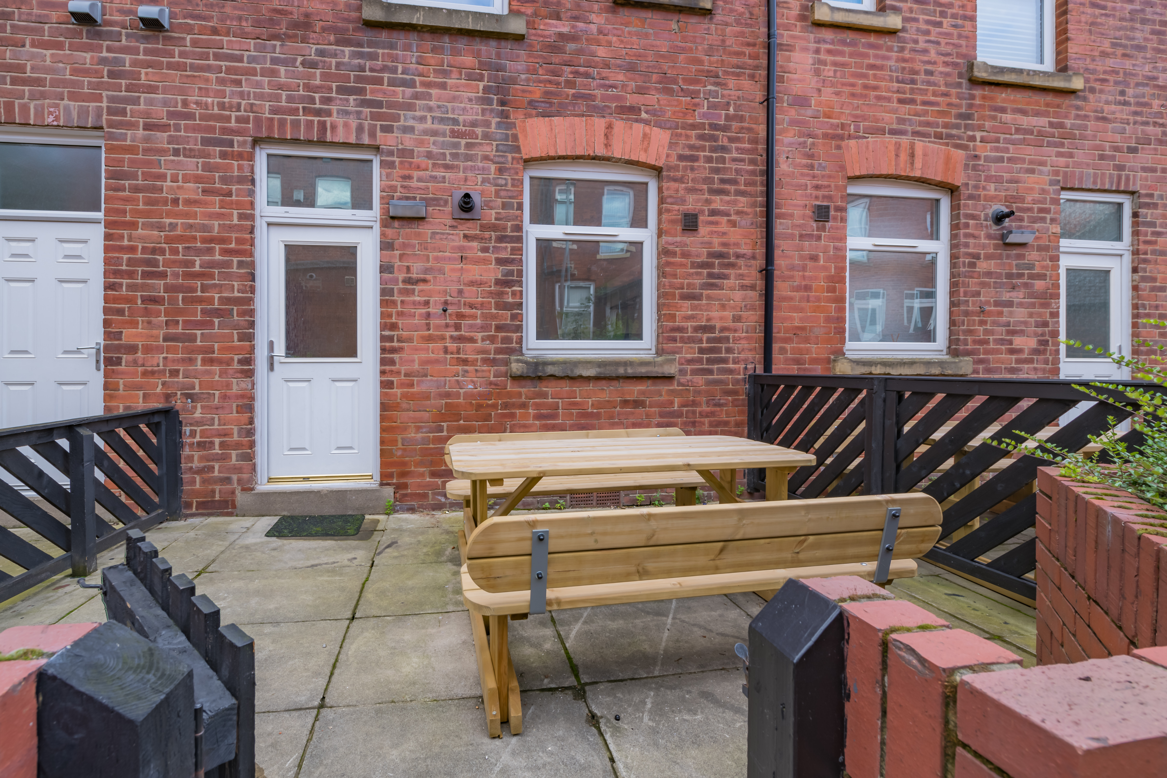 8 Churchill Gardens-9.jpg