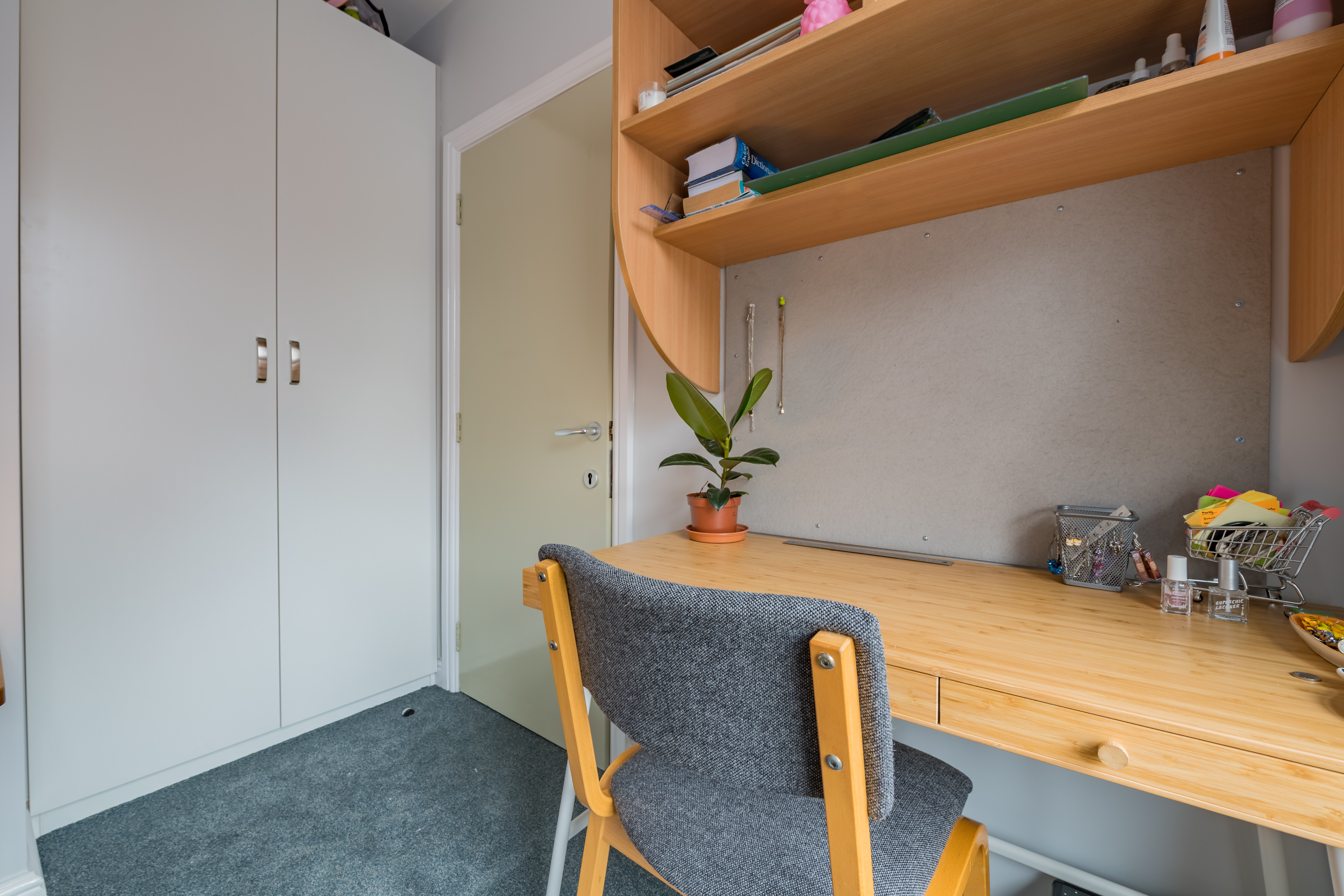 5 Burley Lodge Street-20.jpg