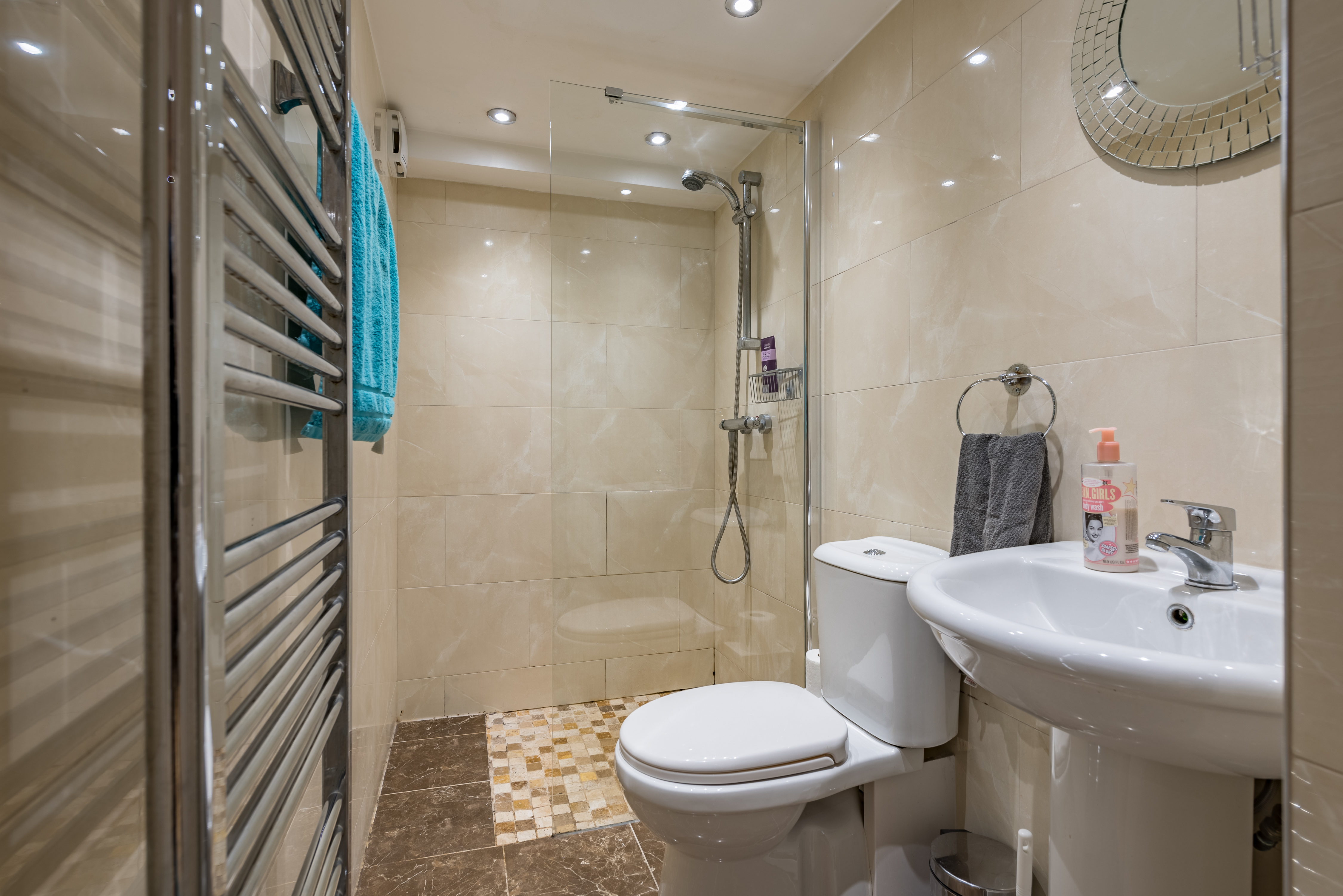 8a Cardigan Road-26.jpg