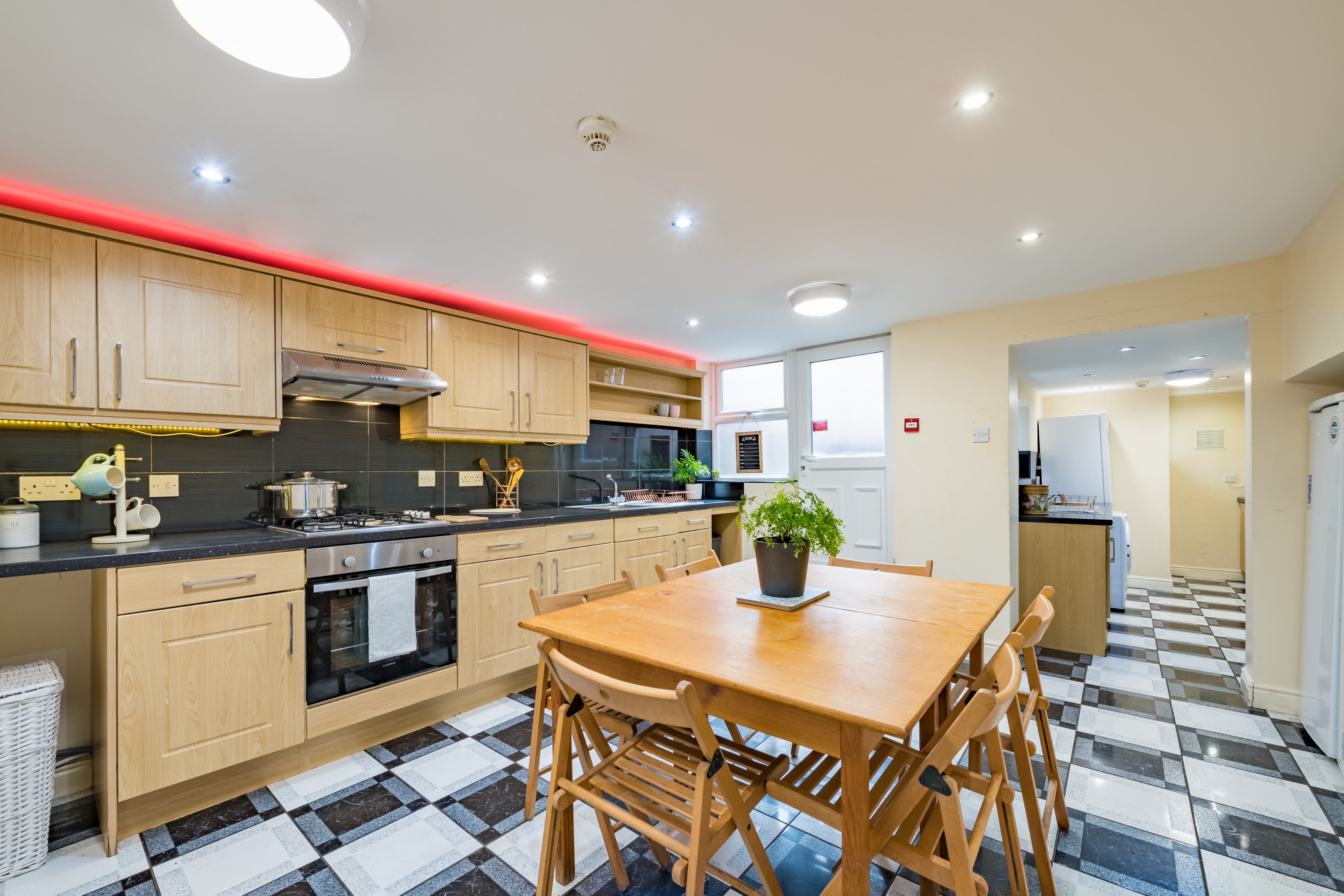 8 Manor Drive-25.jpg