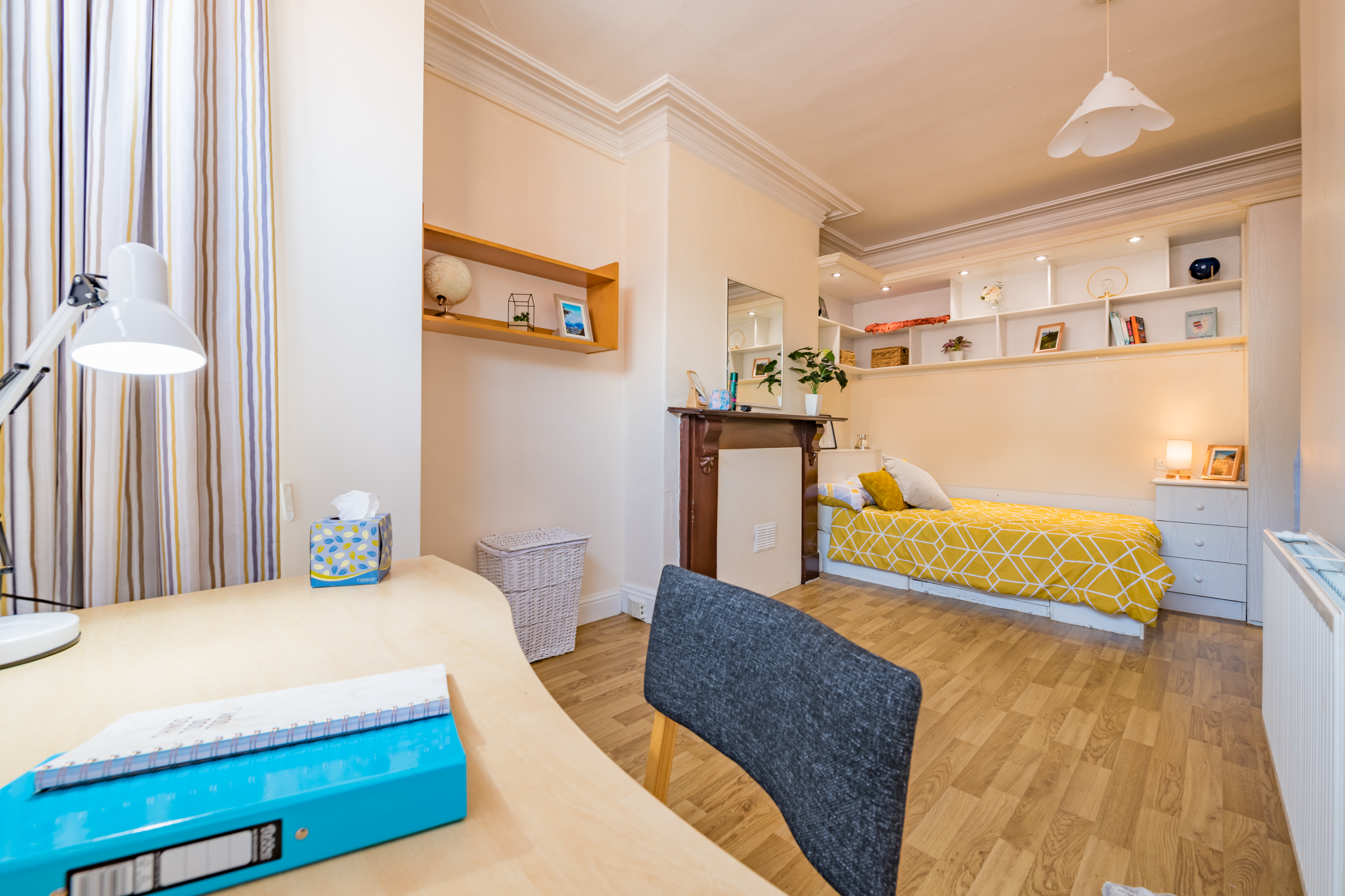 4 Brudenell Avenue- Bedroom 1 (1).jpg