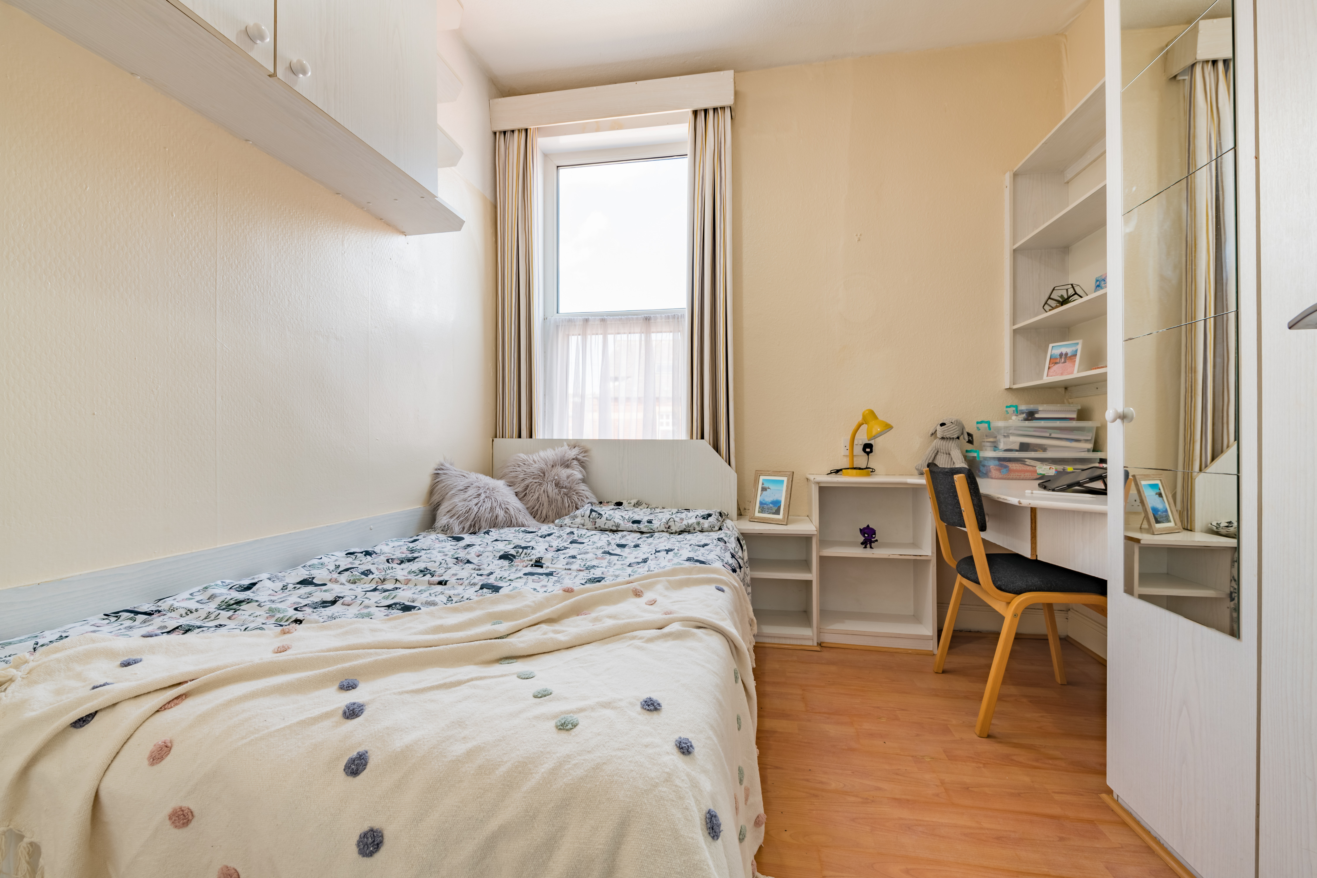 4 Brudenell Avenue- Bedroom 3 (1).jpg