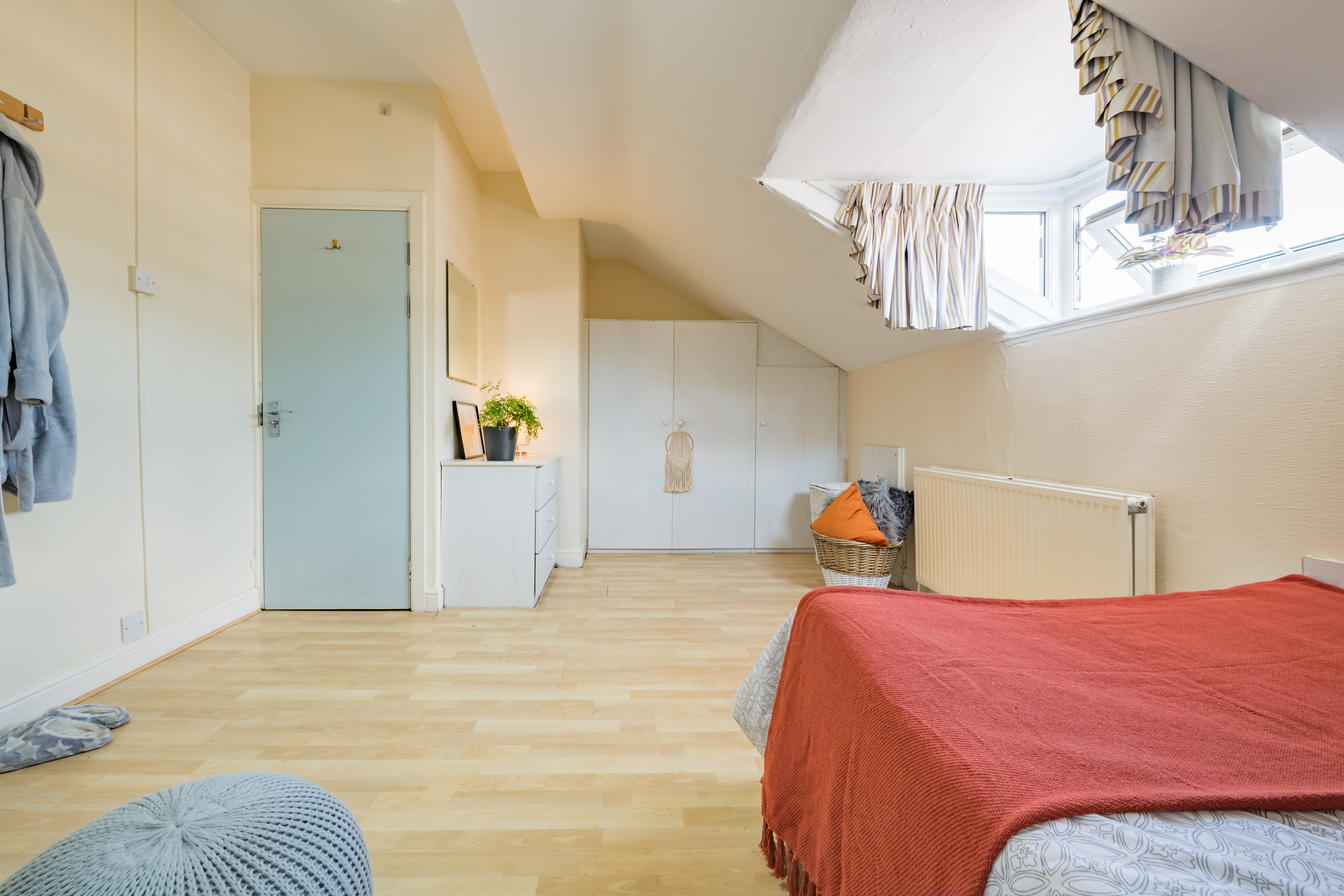 4 Brudenell Avenue- Bedroom 4 (4).jpg