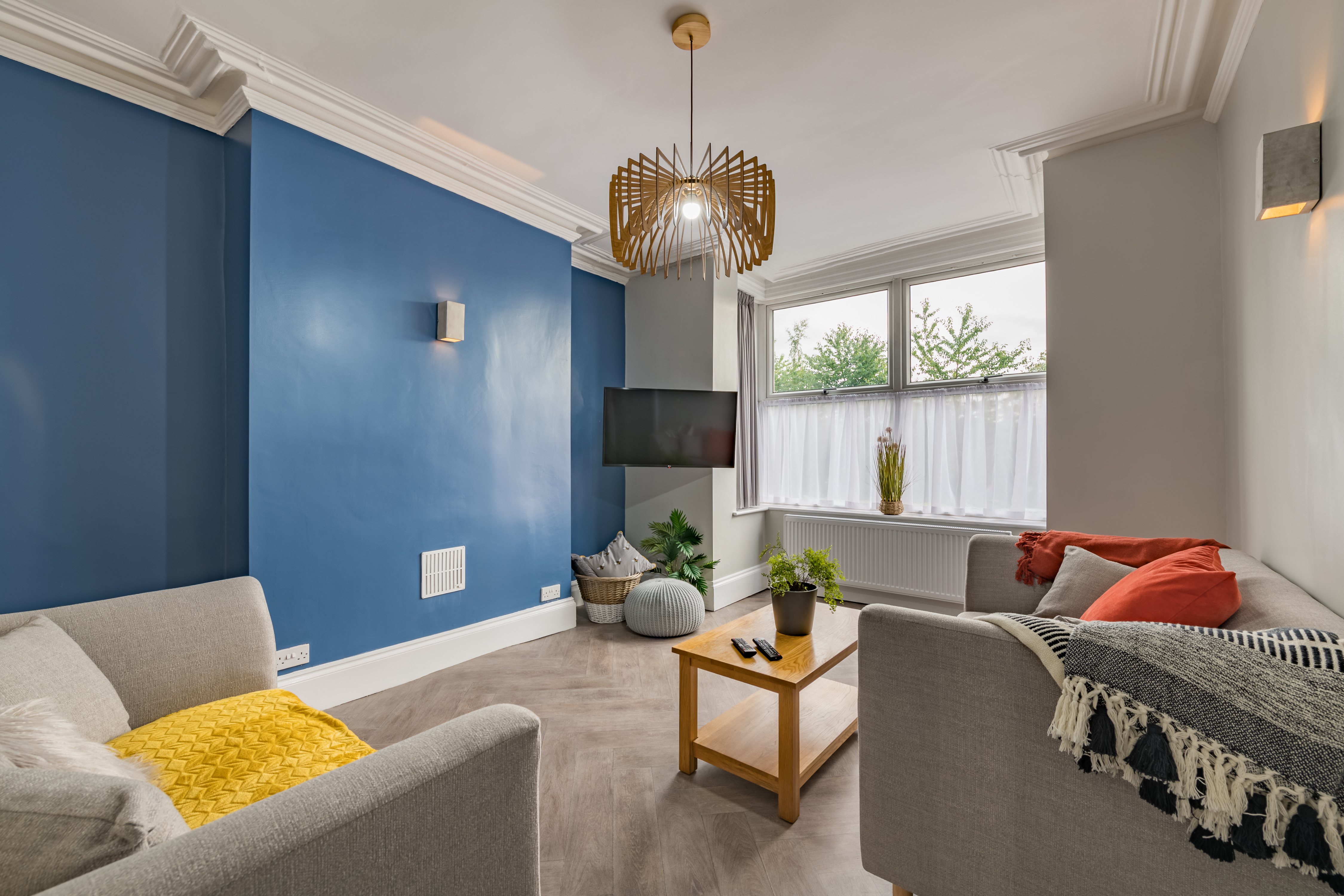 172 Burley Road-18.jpg