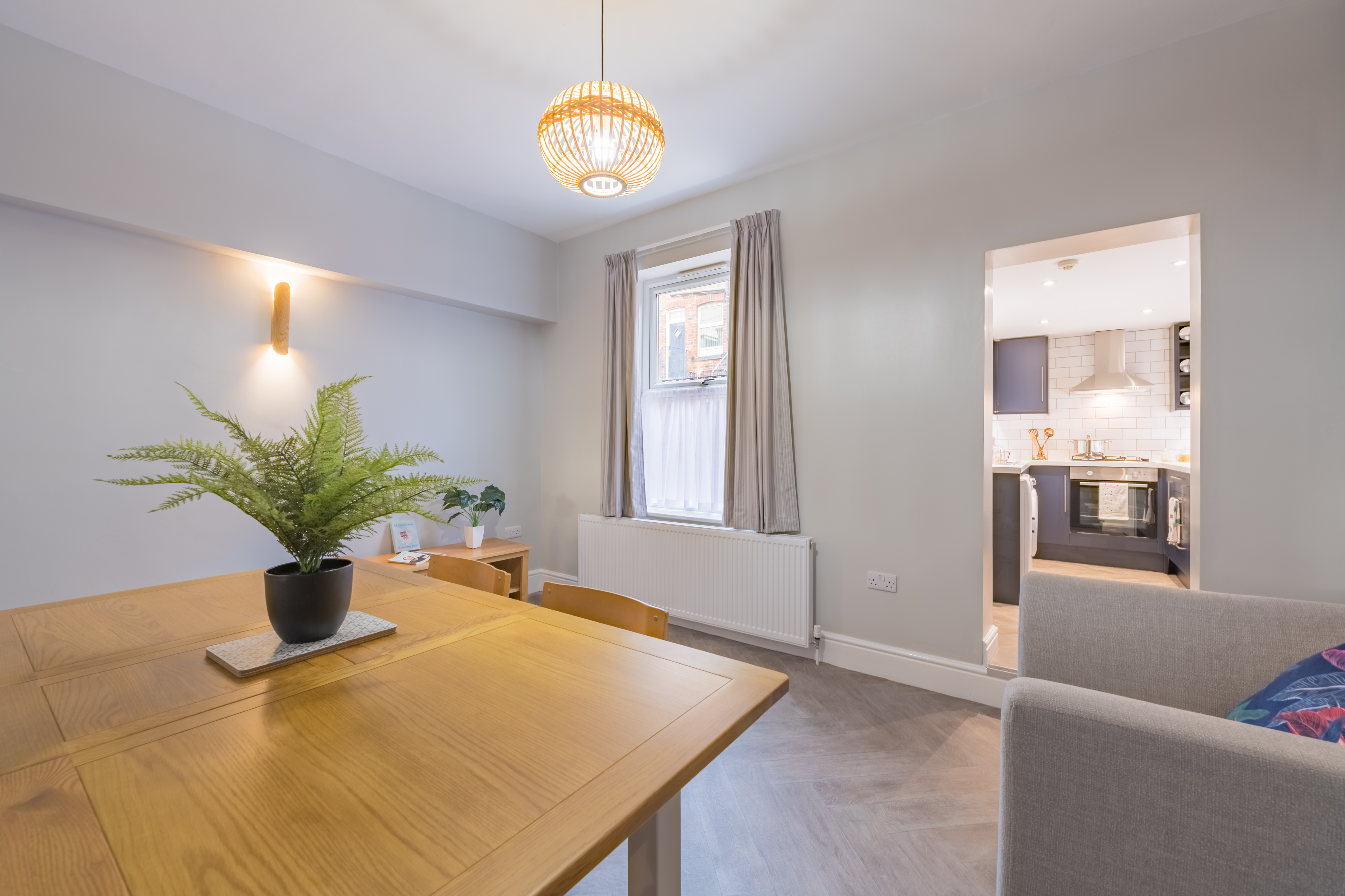 172 Burley Road-8.jpg