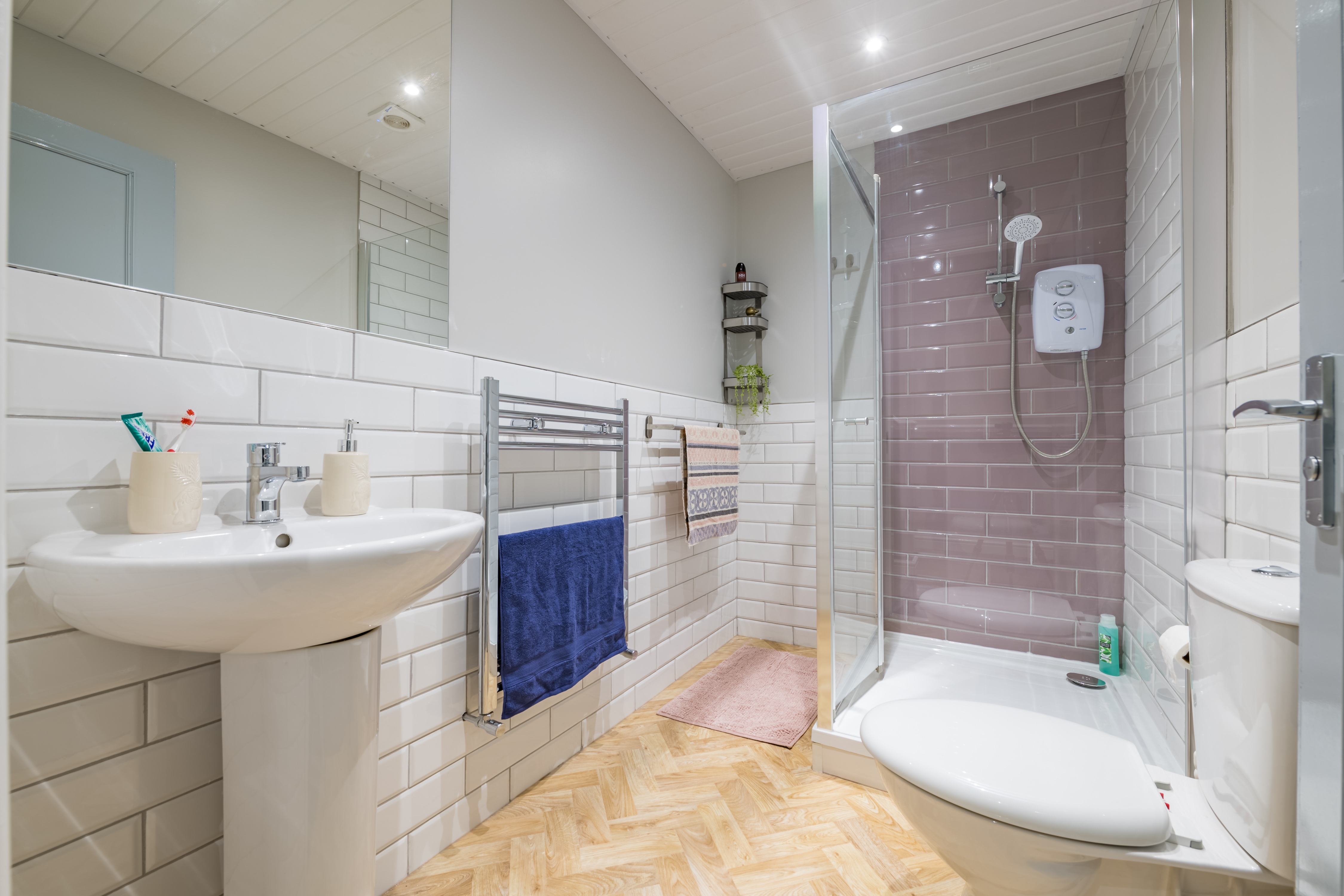 172 Burley Road-29.jpg (1)